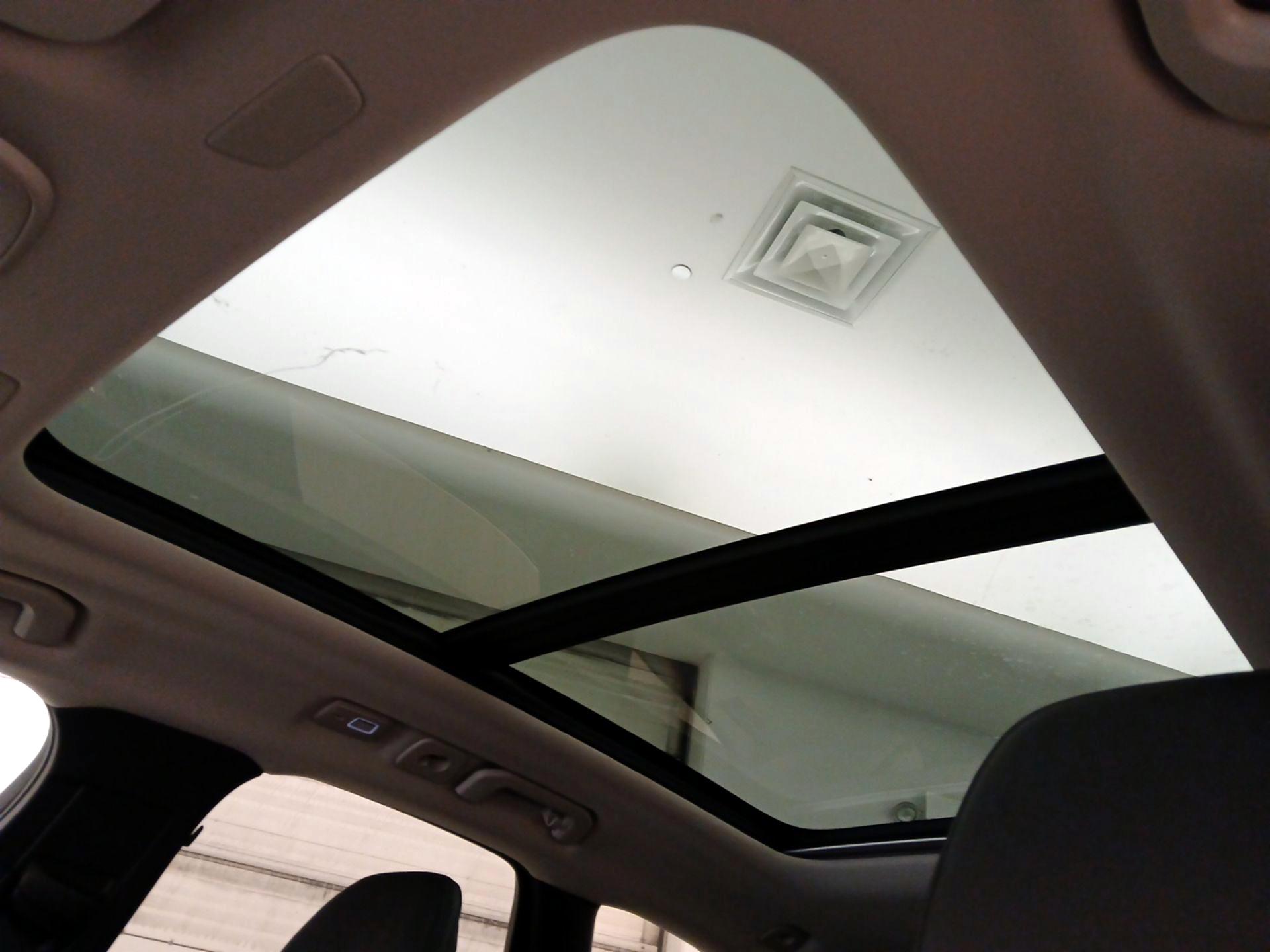 Thumbnail: 2023 Volvo XC60 - 19