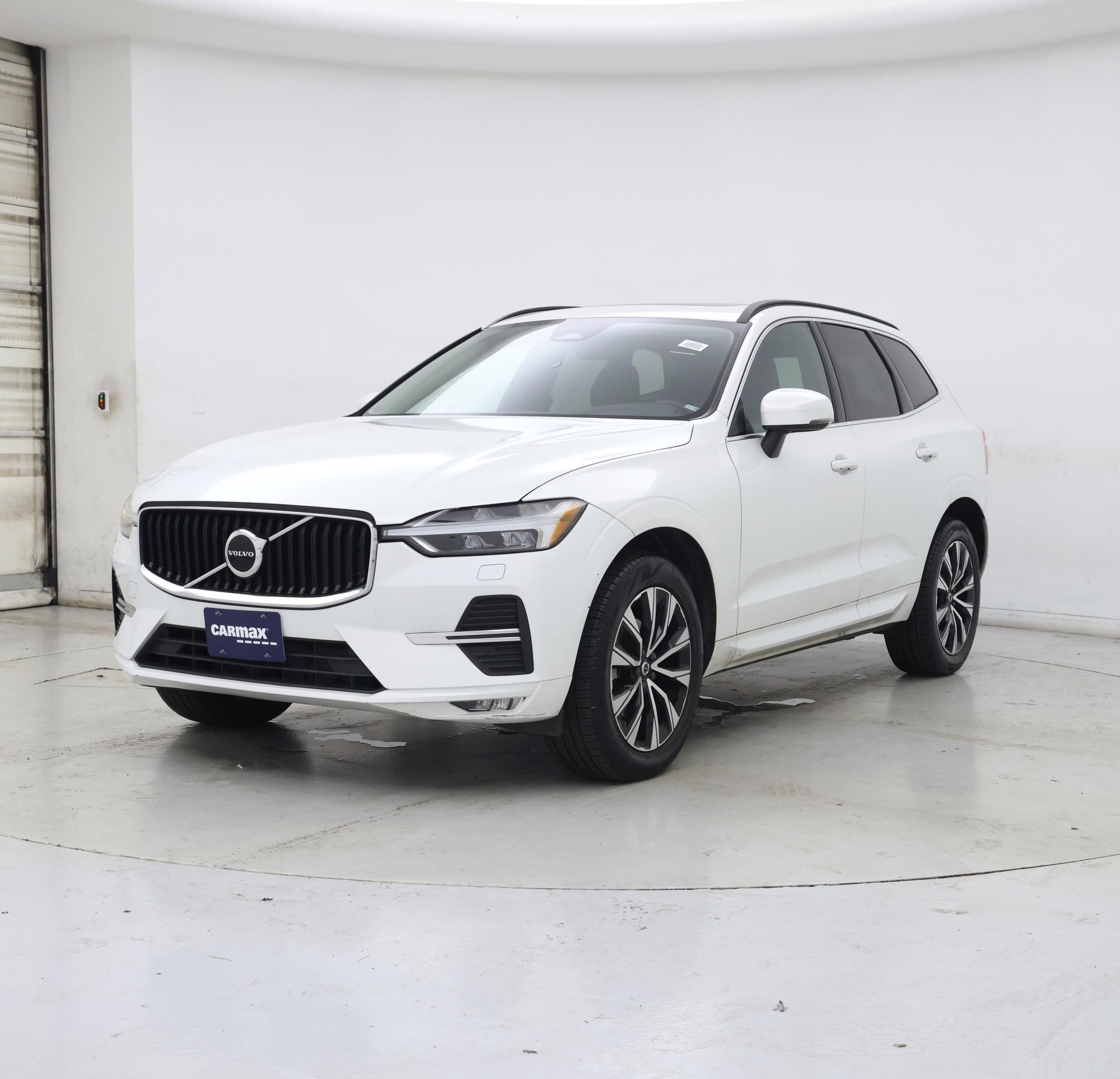 Thumbnail: 2023 Volvo XC60 - 4