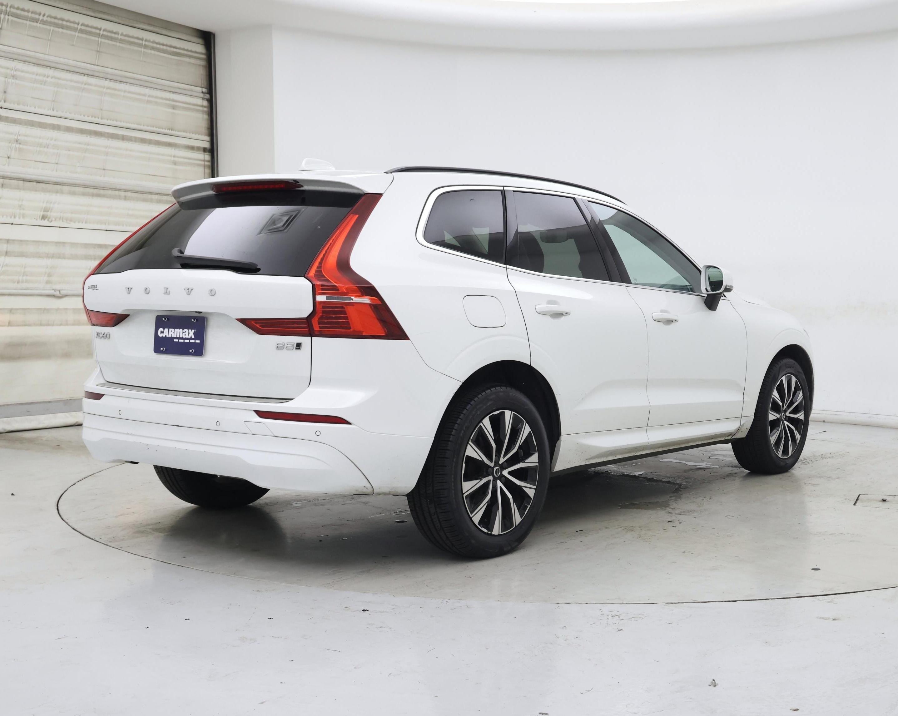 Thumbnail: 2023 Volvo XC60 - 8