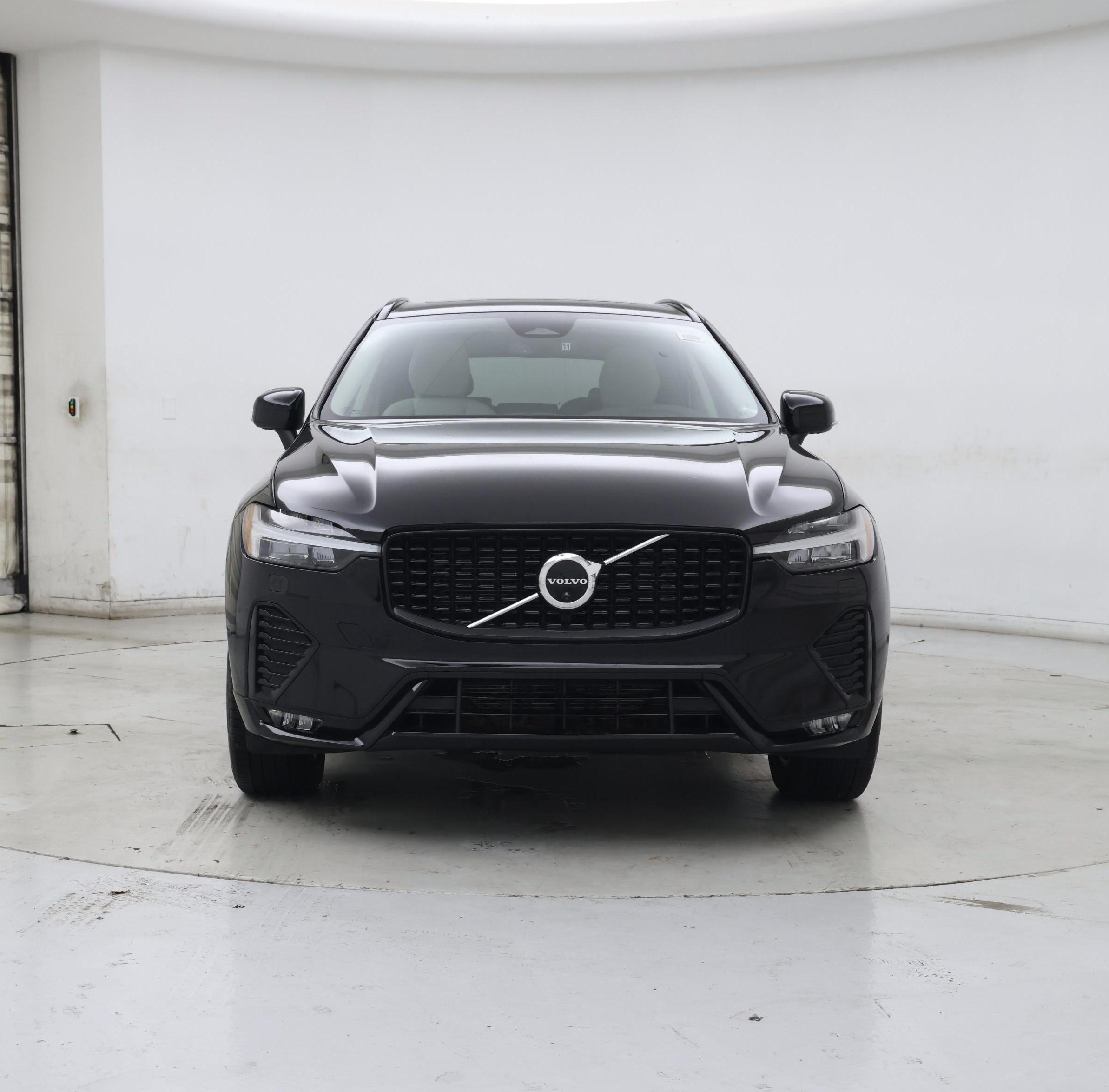 Thumbnail: 2023 Volvo XC60 - 5