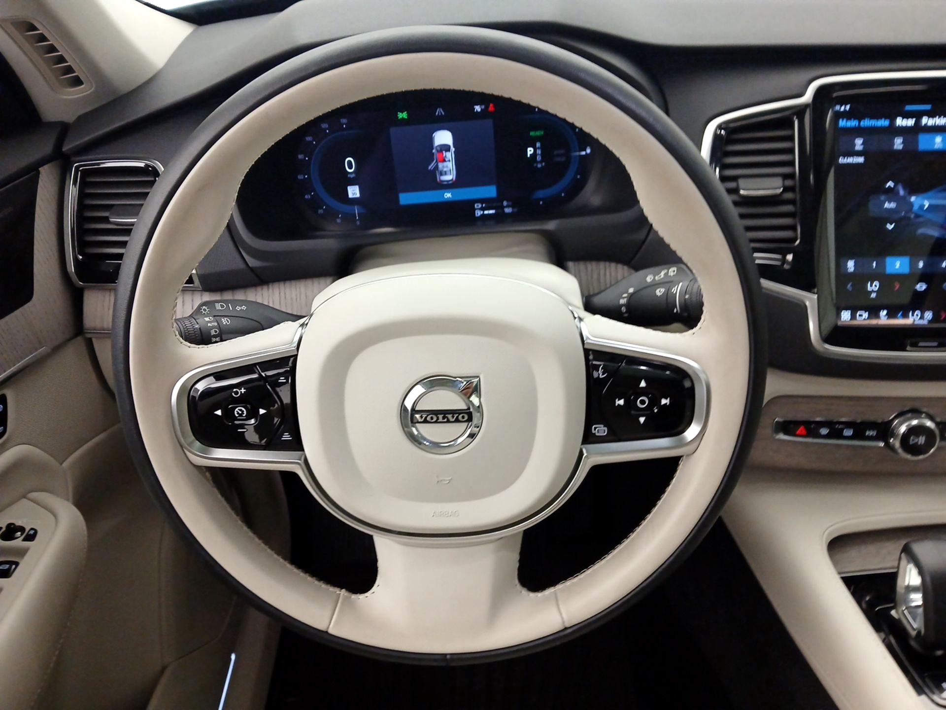 Thumbnail: 2024 Volvo XC90 - 10