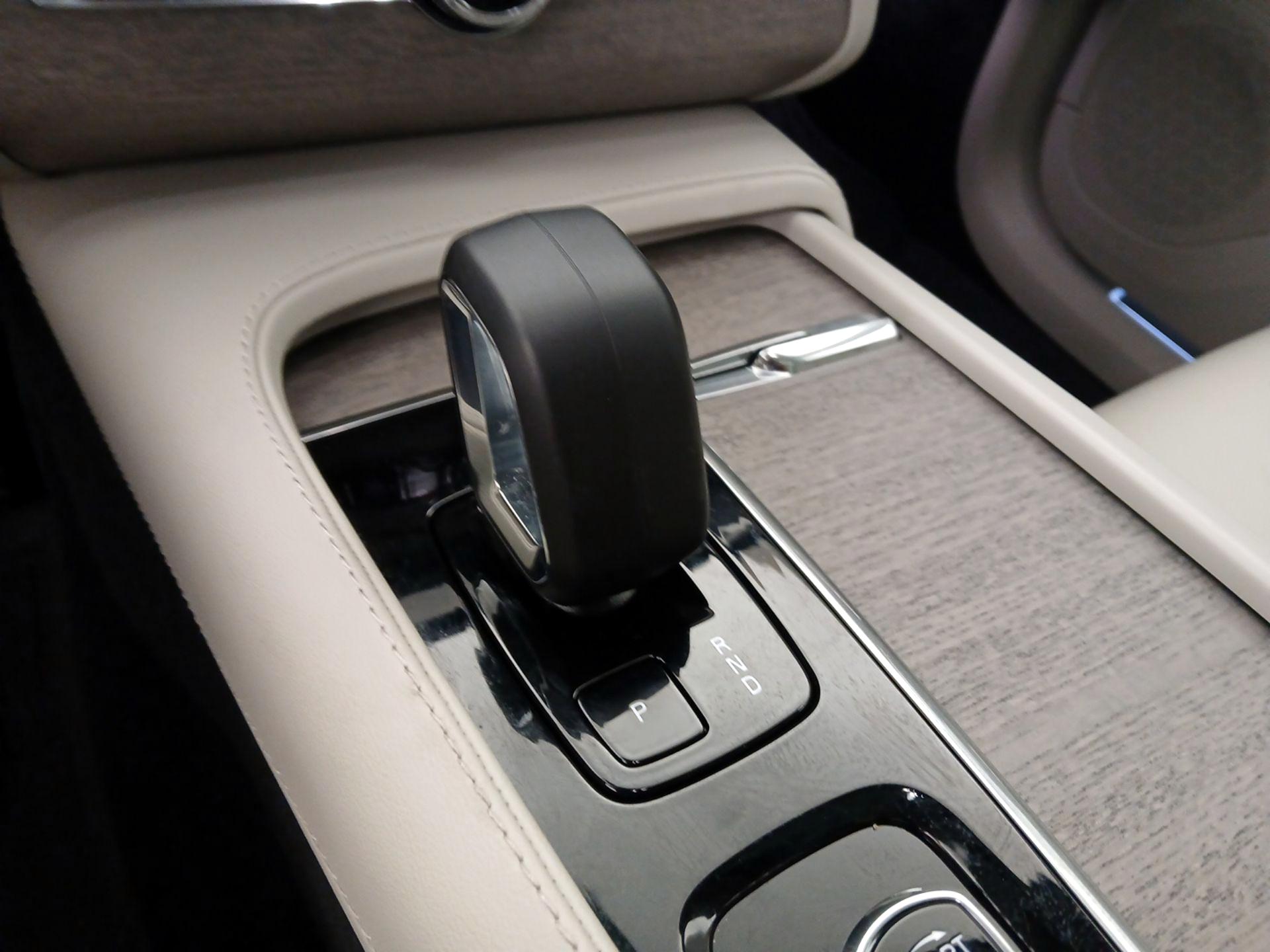 Thumbnail: 2024 Volvo XC90 - 17