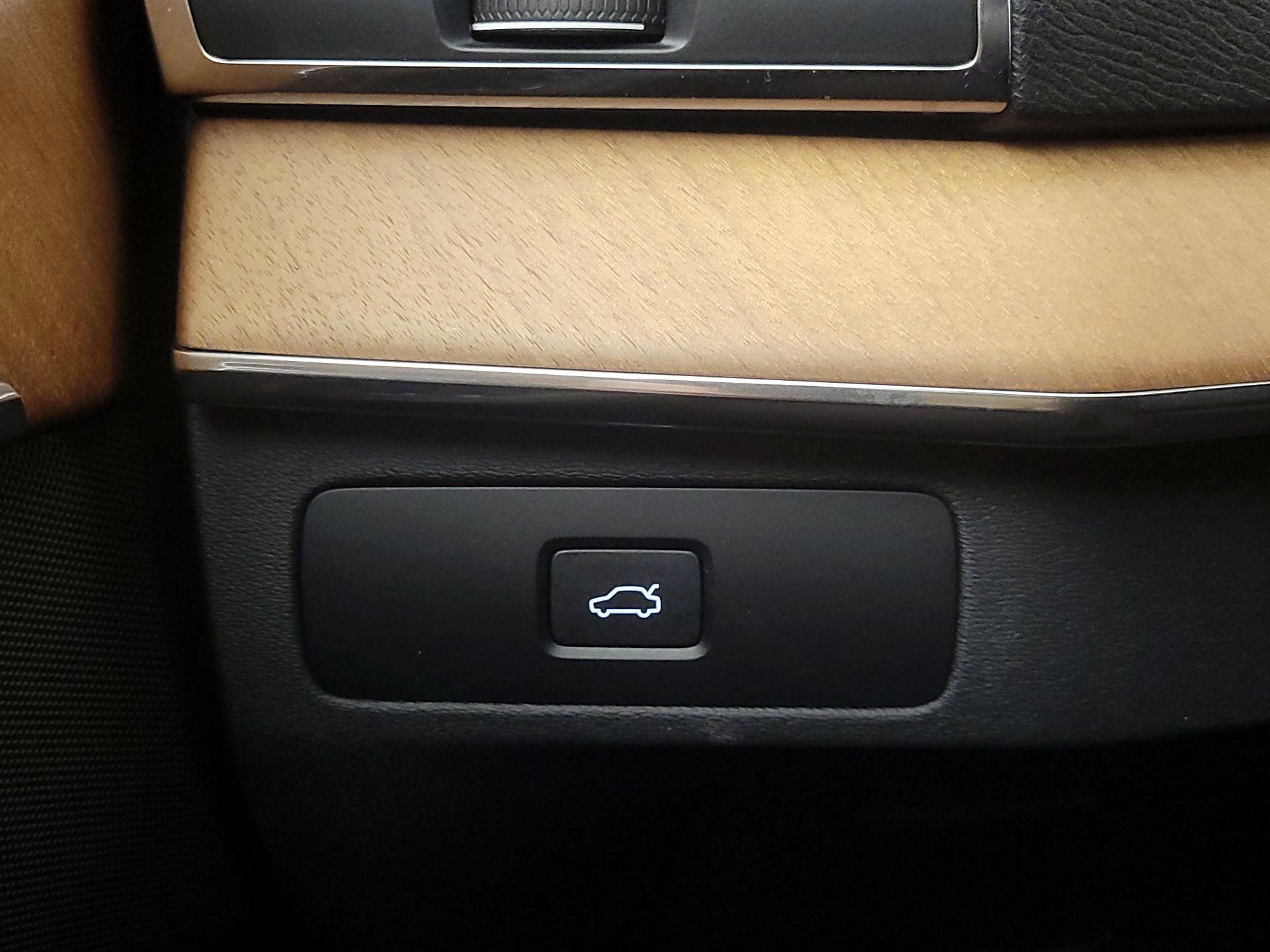 Thumbnail: 2023 Volvo XC90 - 13