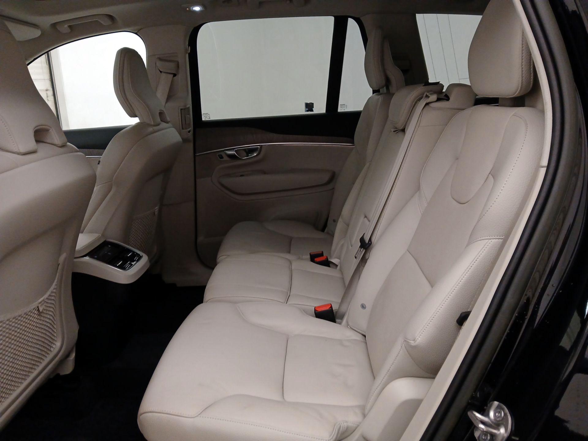 Thumbnail: 2023 Volvo XC90 - 20
