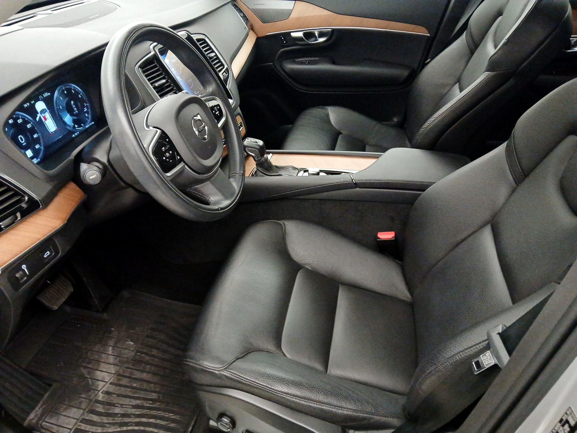 Thumbnail: 2022 Volvo XC90 - 11