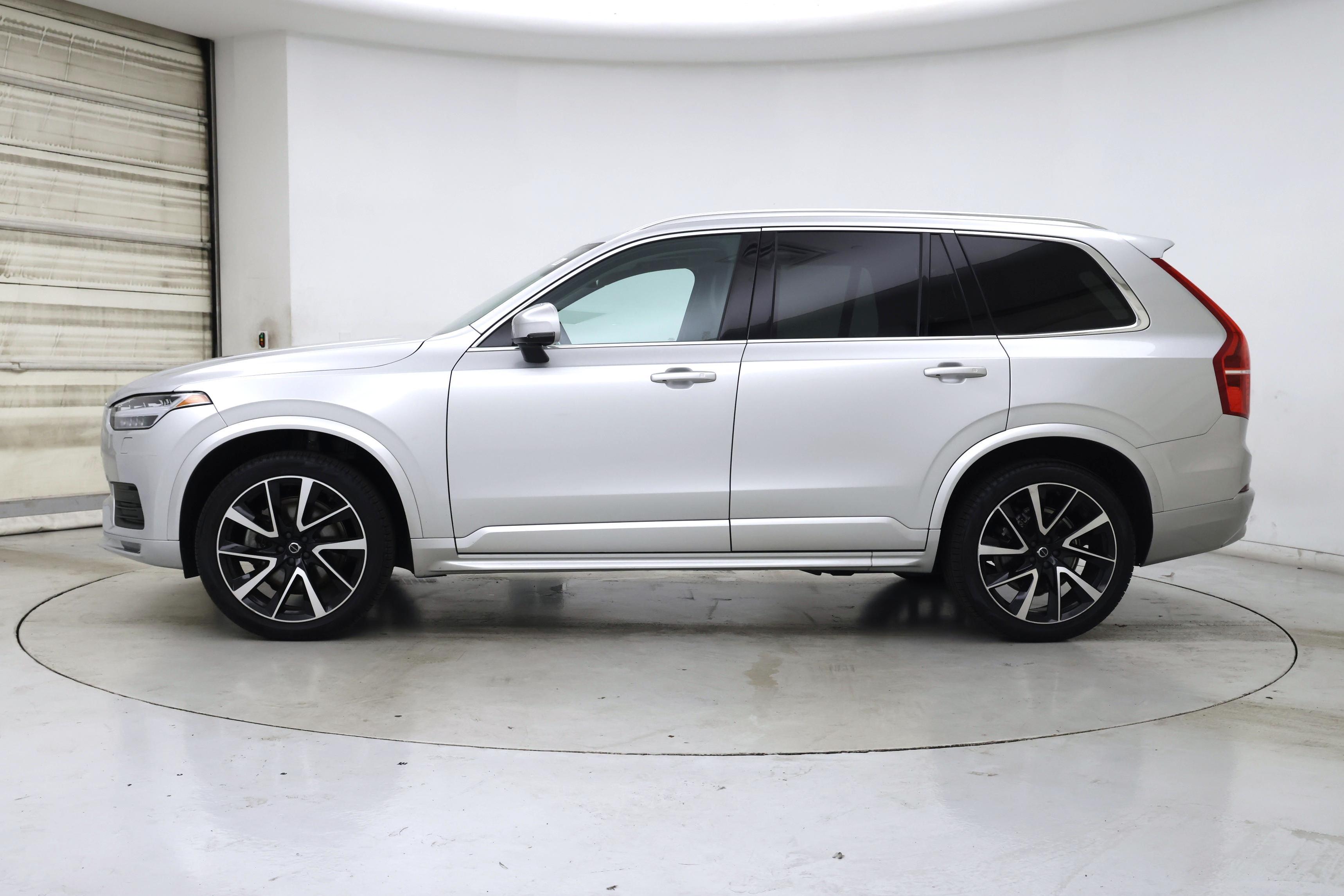 Thumbnail: 2022 Volvo XC90 - 3