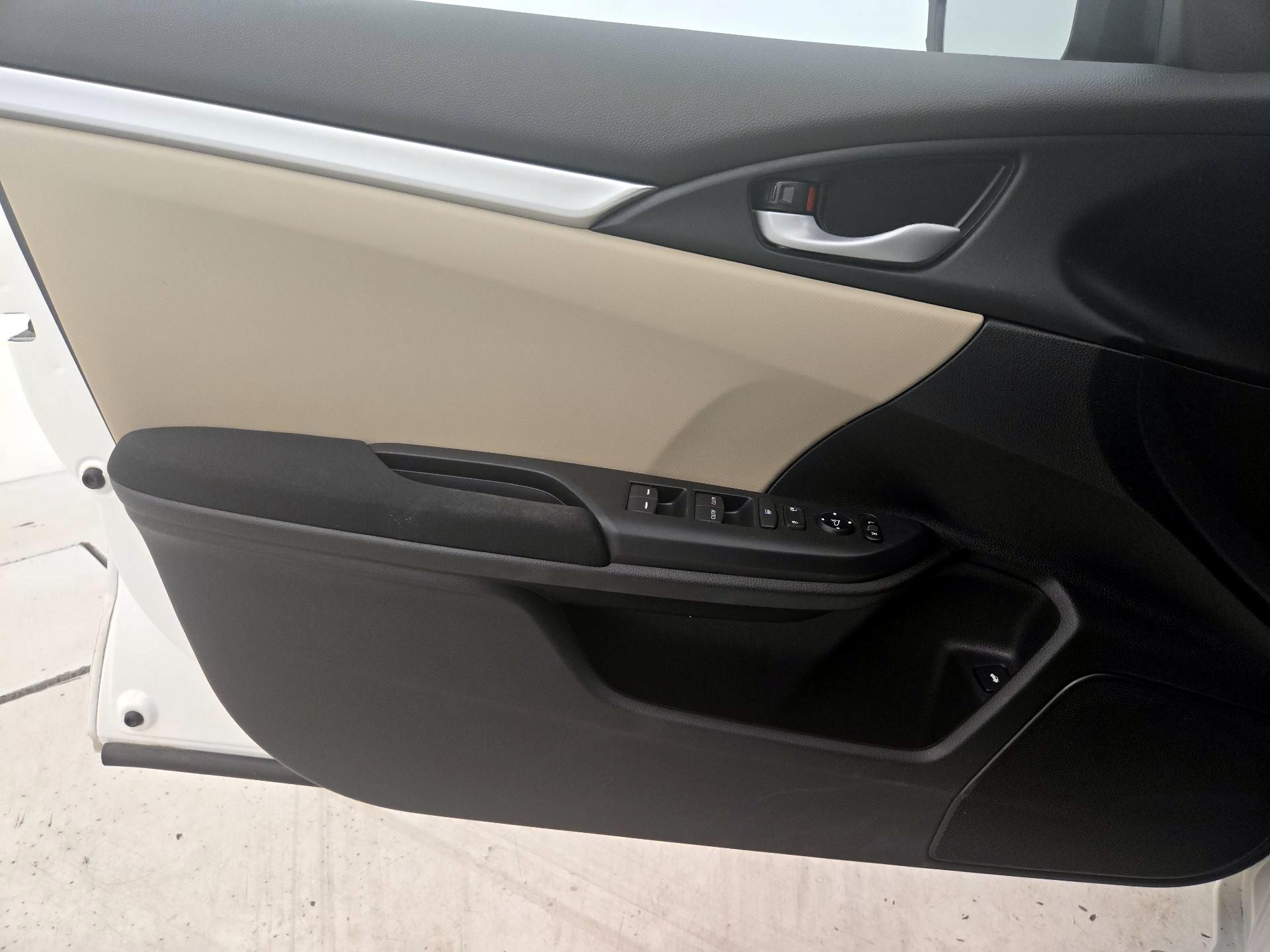 Thumbnail: 2018 Honda Civic - 12
