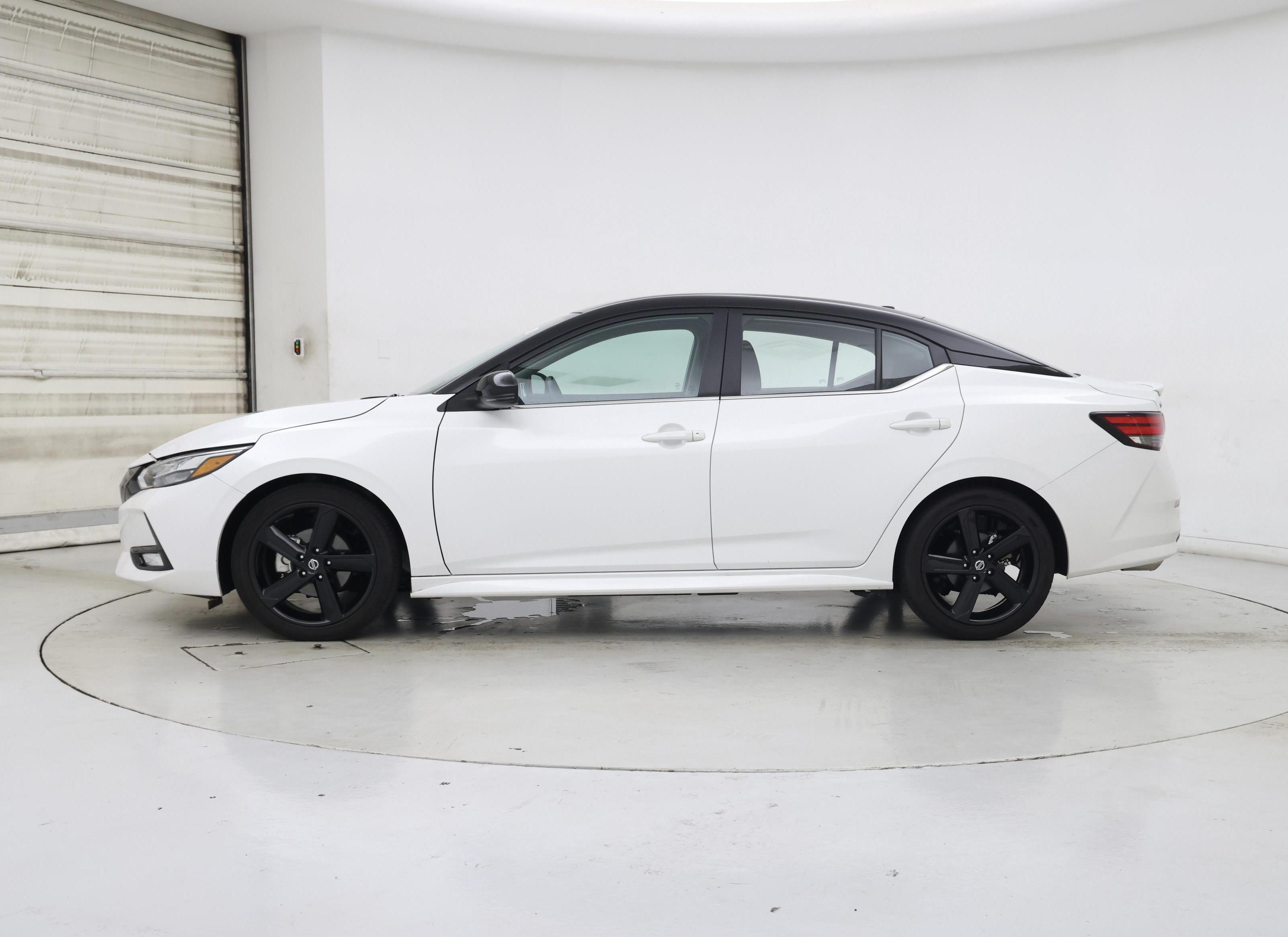Thumbnail: 2023 Nissan Sentra - 3