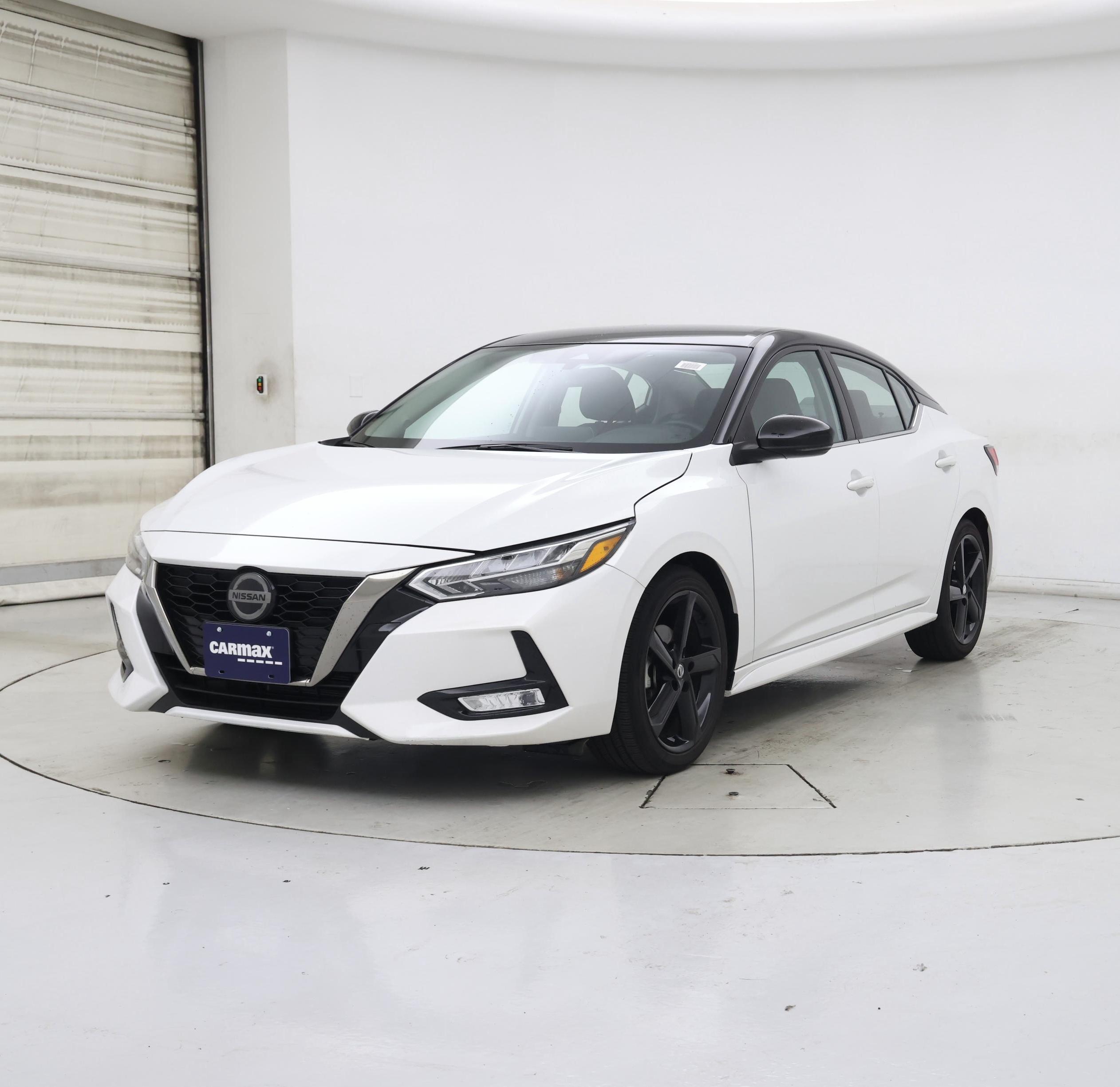 Thumbnail: 2023 Nissan Sentra - 4