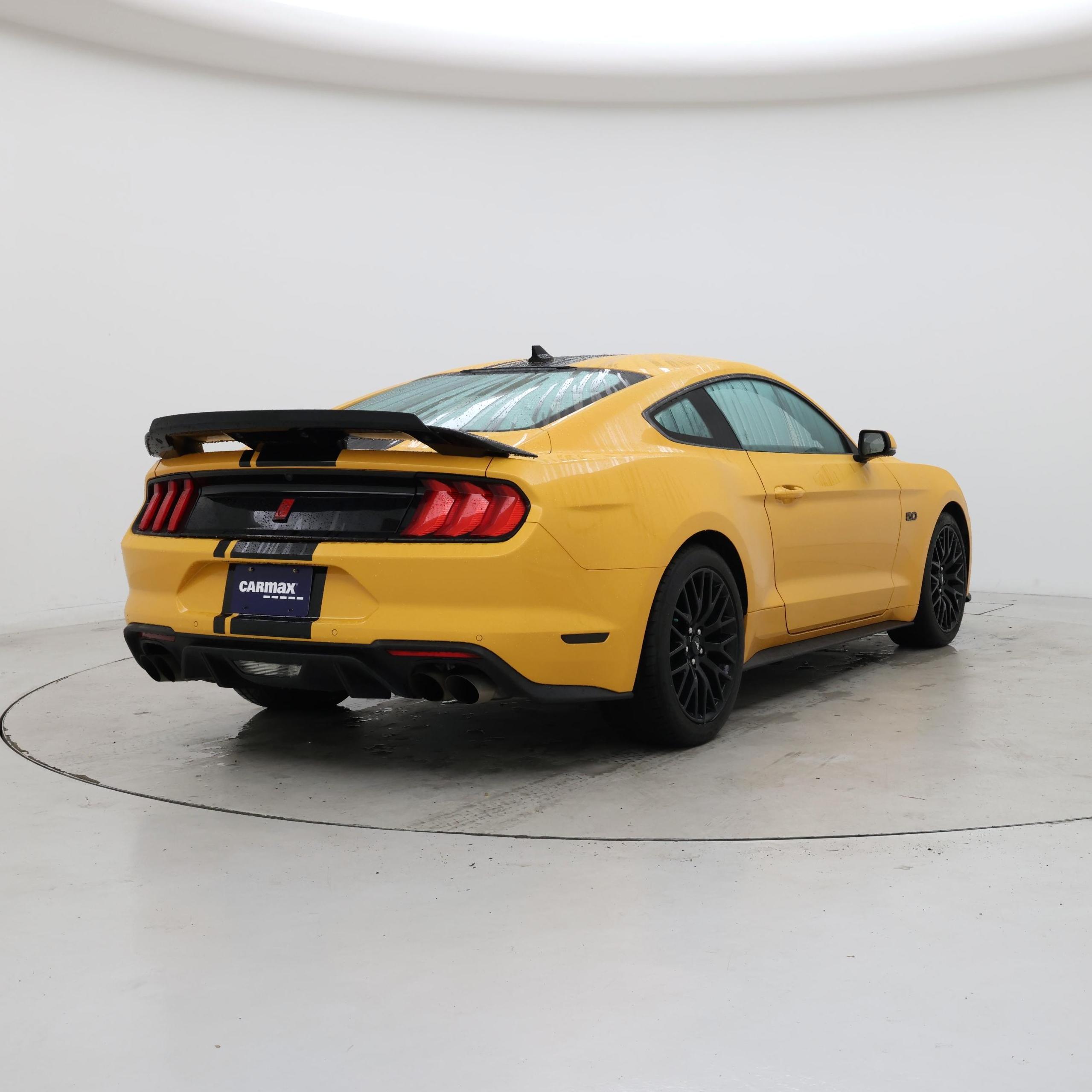 Thumbnail: 2022 Ford Mustang - 8