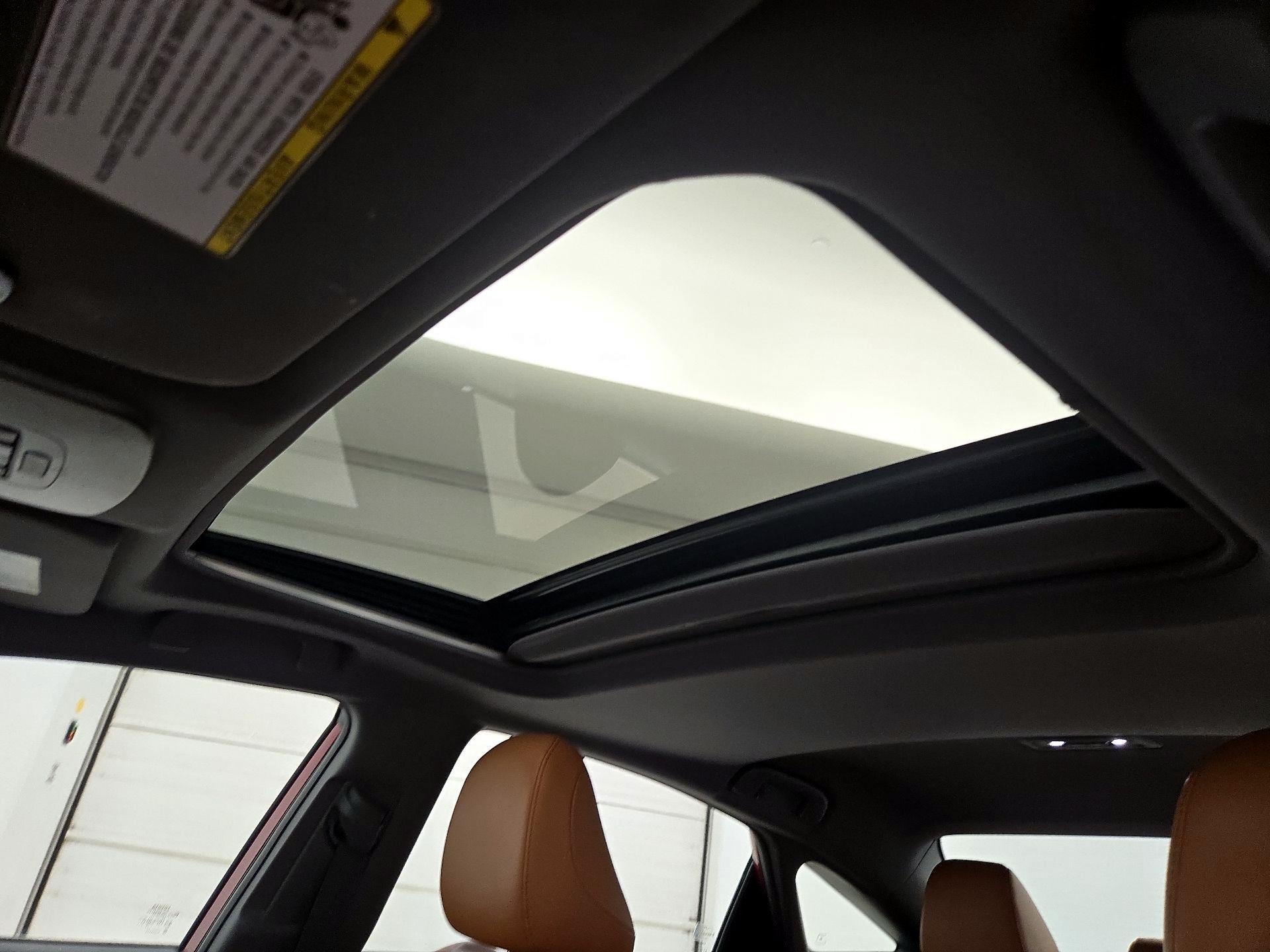 Thumbnail: 2020 Toyota Avalon - 20