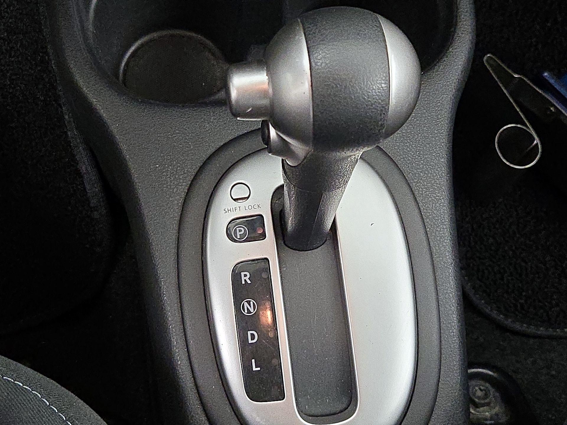 Thumbnail: 2014 Nissan Versa Note - 17
