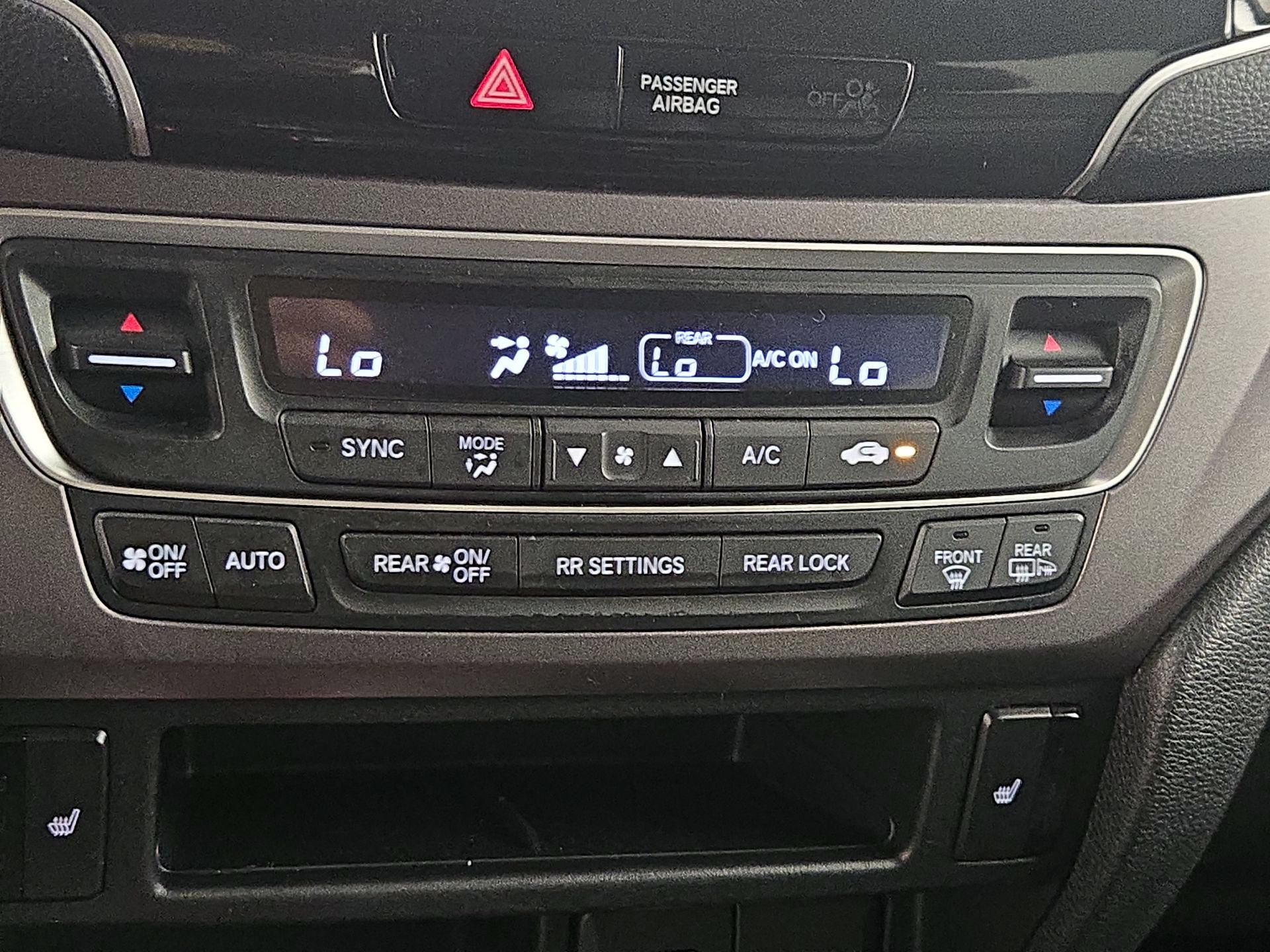 Thumbnail: 2021 Honda Pilot - 16