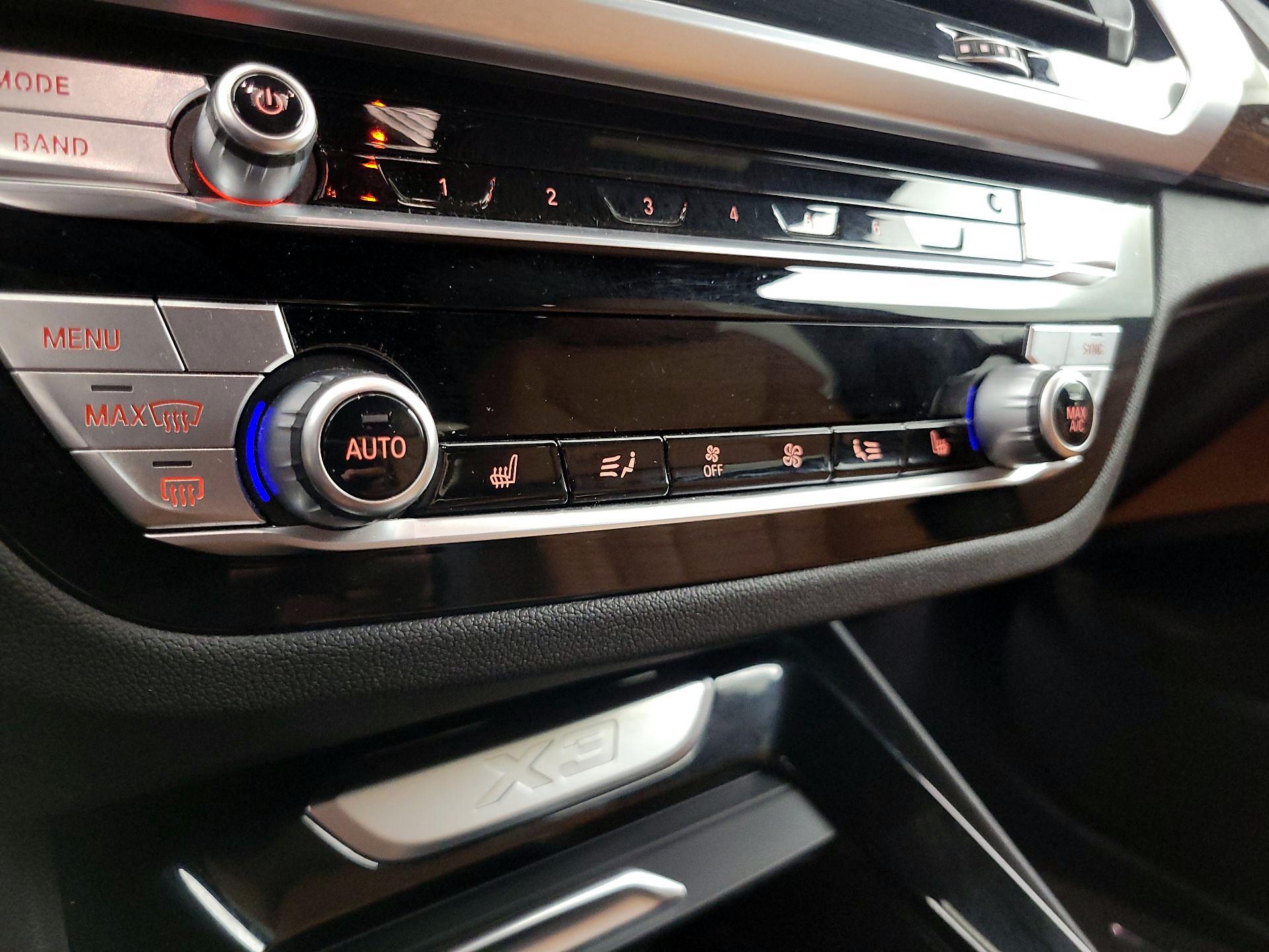 Thumbnail: 2020 BMW X3 - 17
