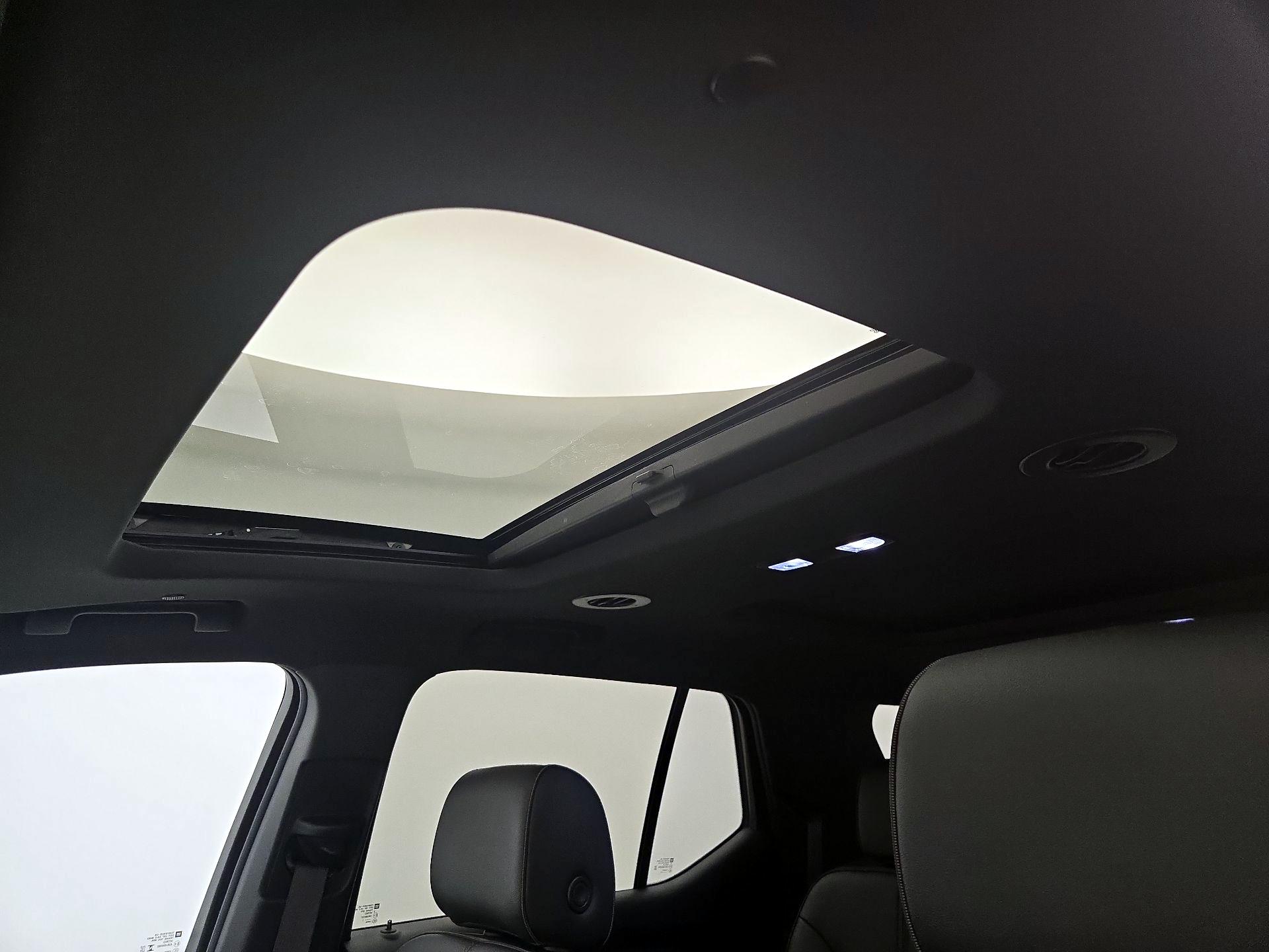 Thumbnail: 2023 Chevrolet Traverse - 20