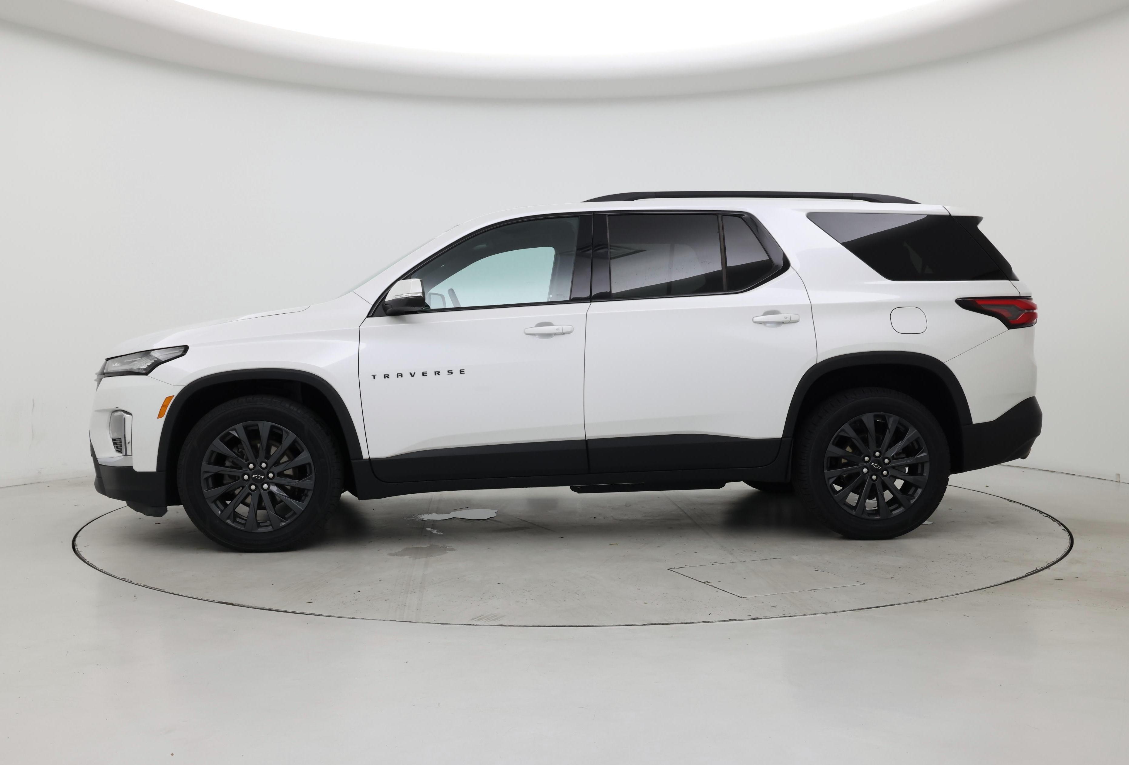 Thumbnail: 2023 Chevrolet Traverse - 3