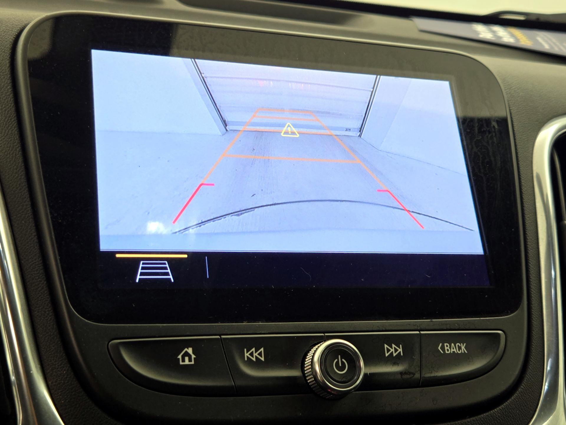 Thumbnail: 2019 Chevrolet Equinox - 15