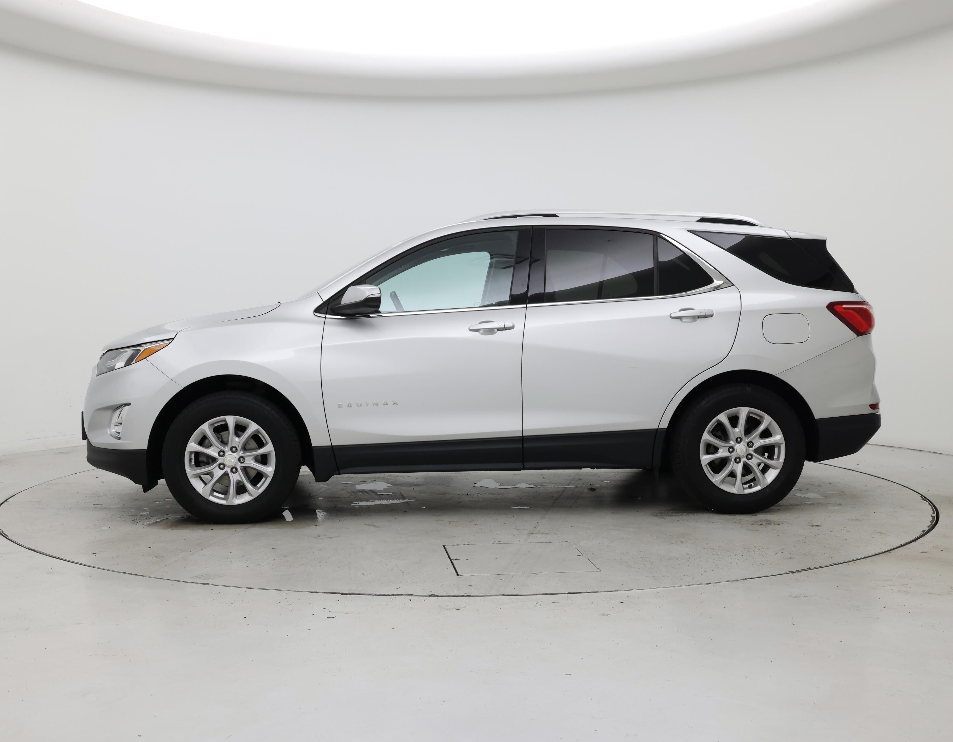 Thumbnail: 2019 Chevrolet Equinox - 3