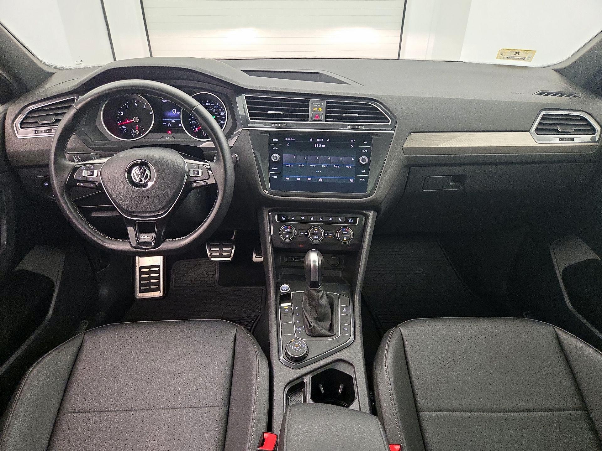 Thumbnail: 2020 Volkswagen Tiguan - 9