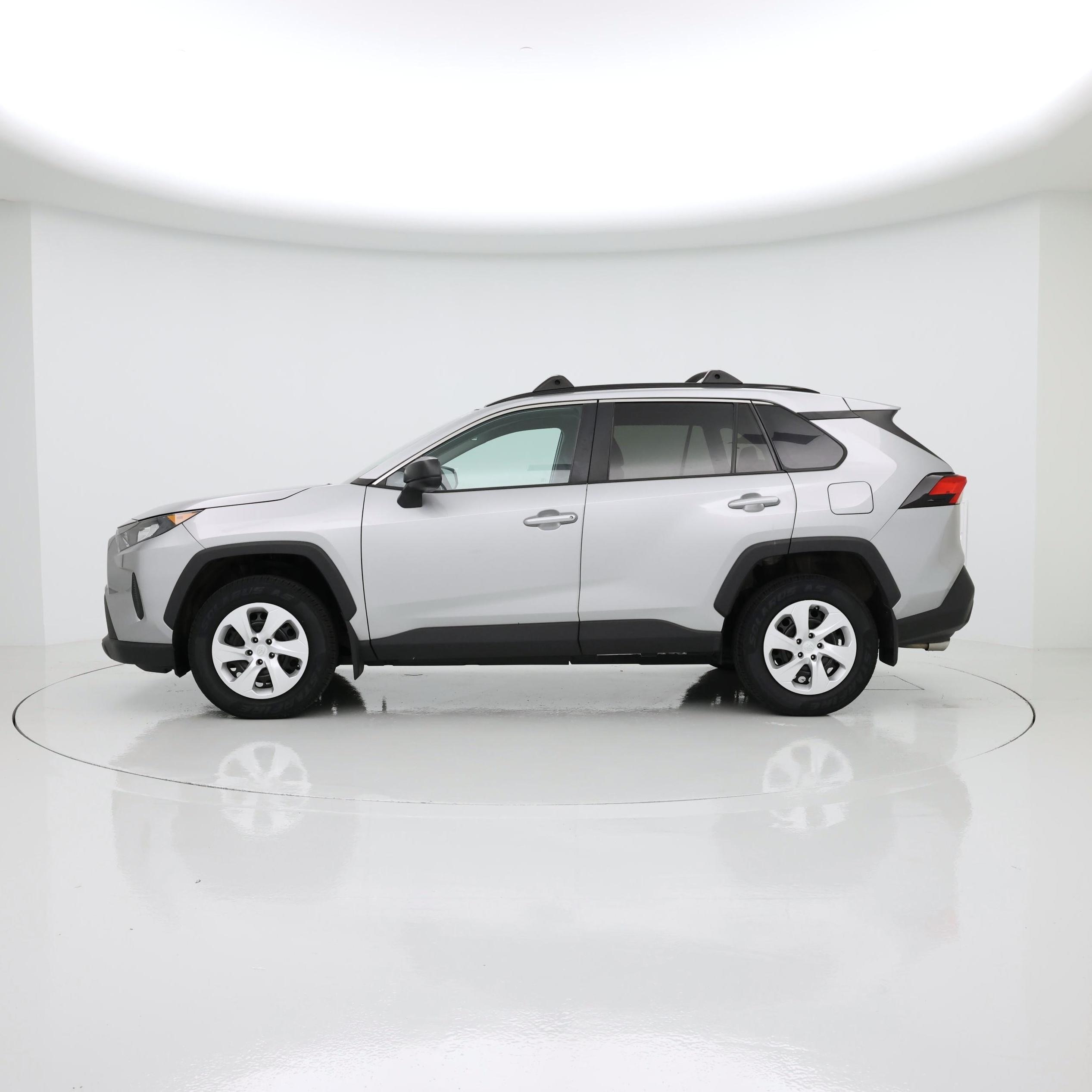 Thumbnail: 2020 Toyota RAV4 - 3