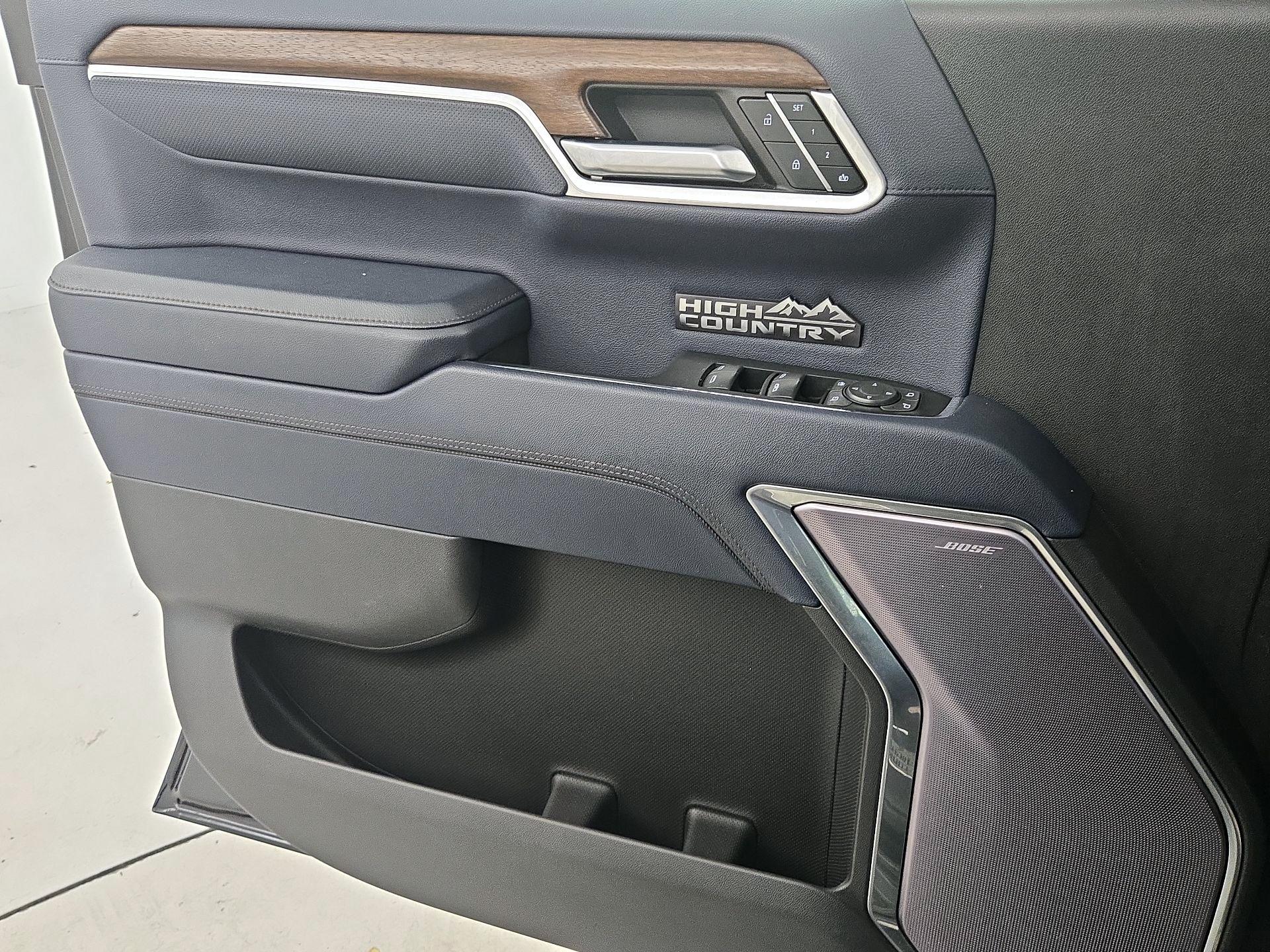 Thumbnail: 2023 Chevrolet Silverado 1500 - 12