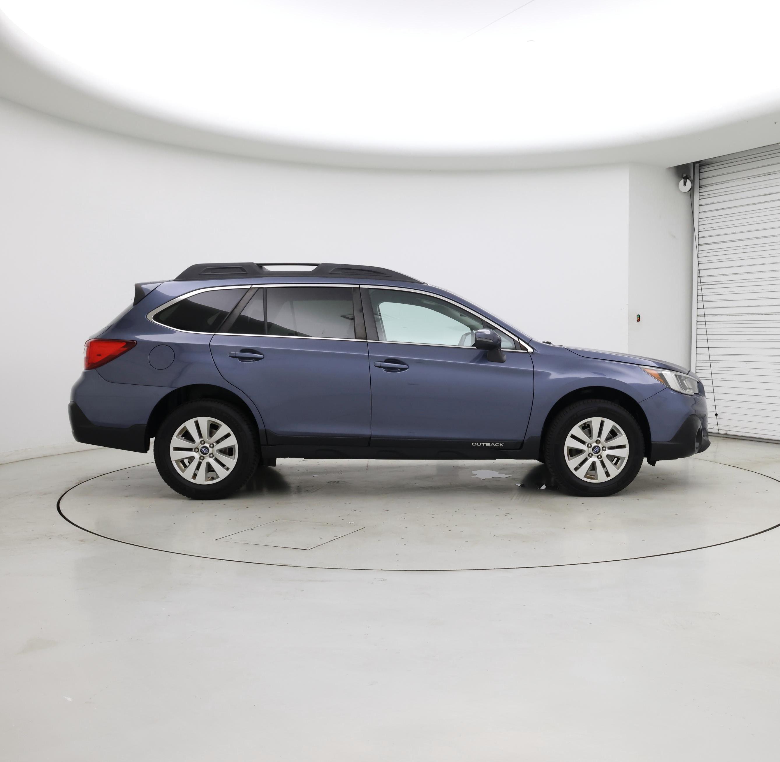Thumbnail: 2018 Subaru Outback - 7