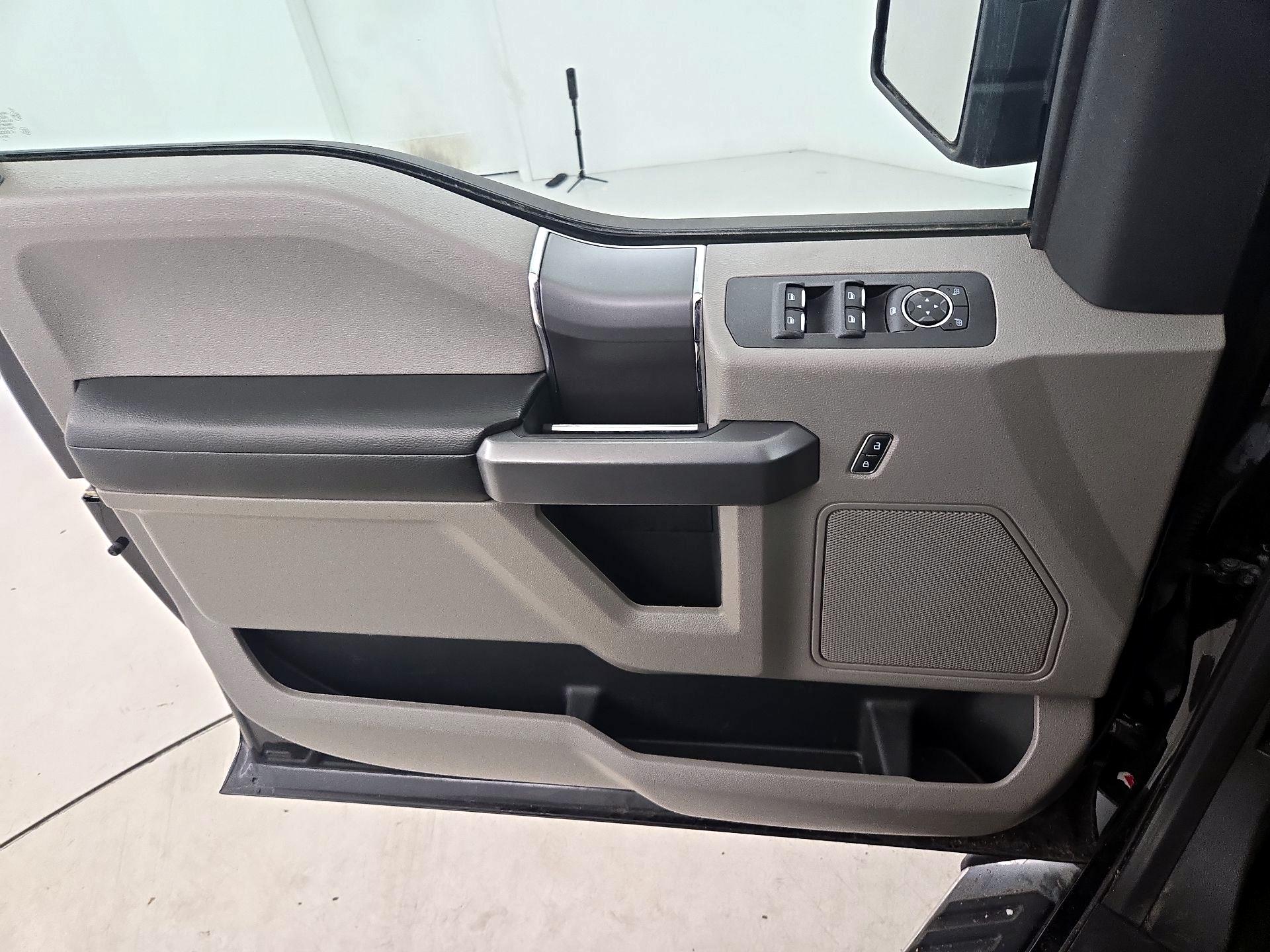Thumbnail: 2018 Ford F-150 - 12