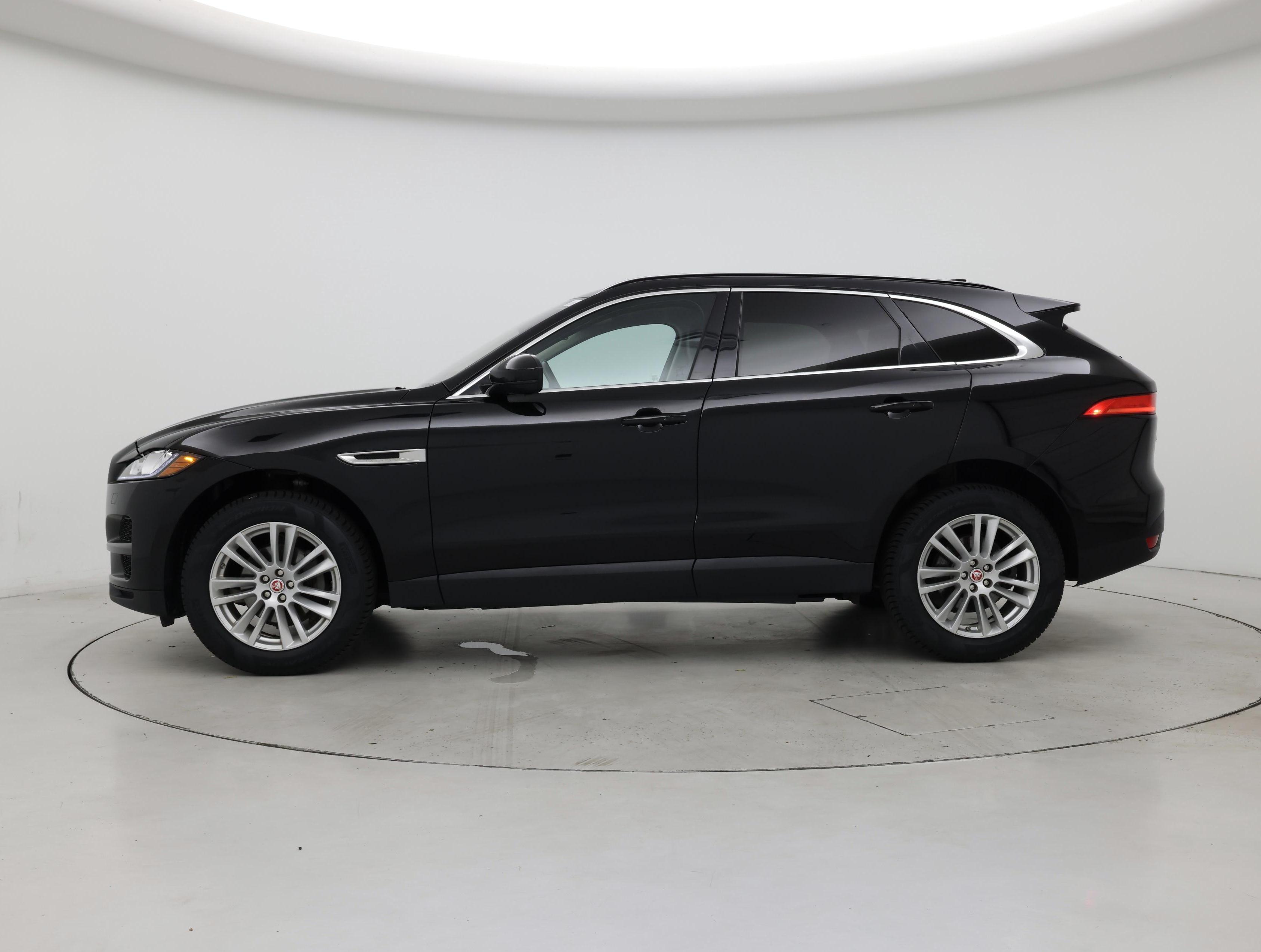 Thumbnail: 2018 Jaguar F-Pace - 3