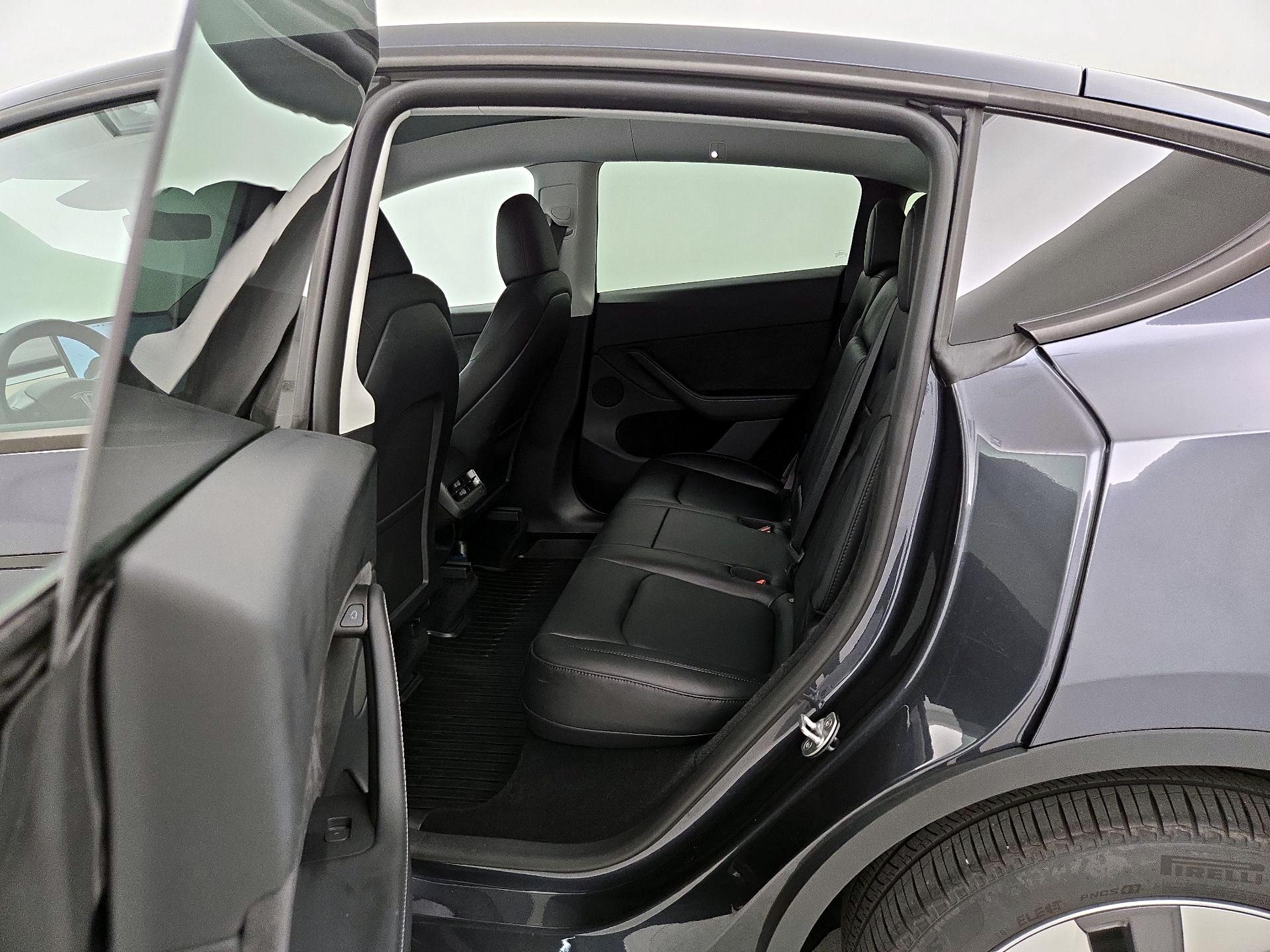 Thumbnail: 2024 Tesla Model Y - 19