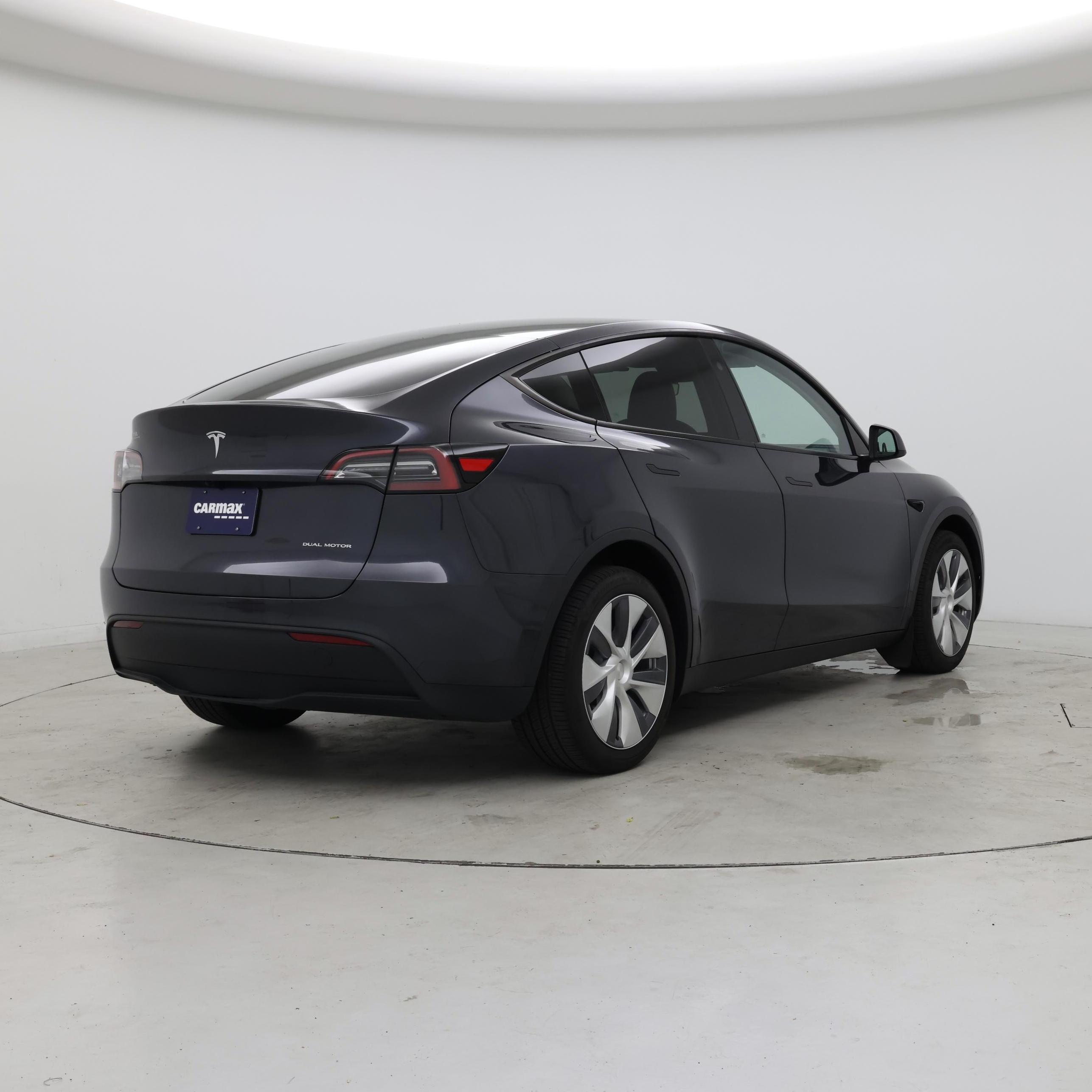 Thumbnail: 2024 Tesla Model Y - 8