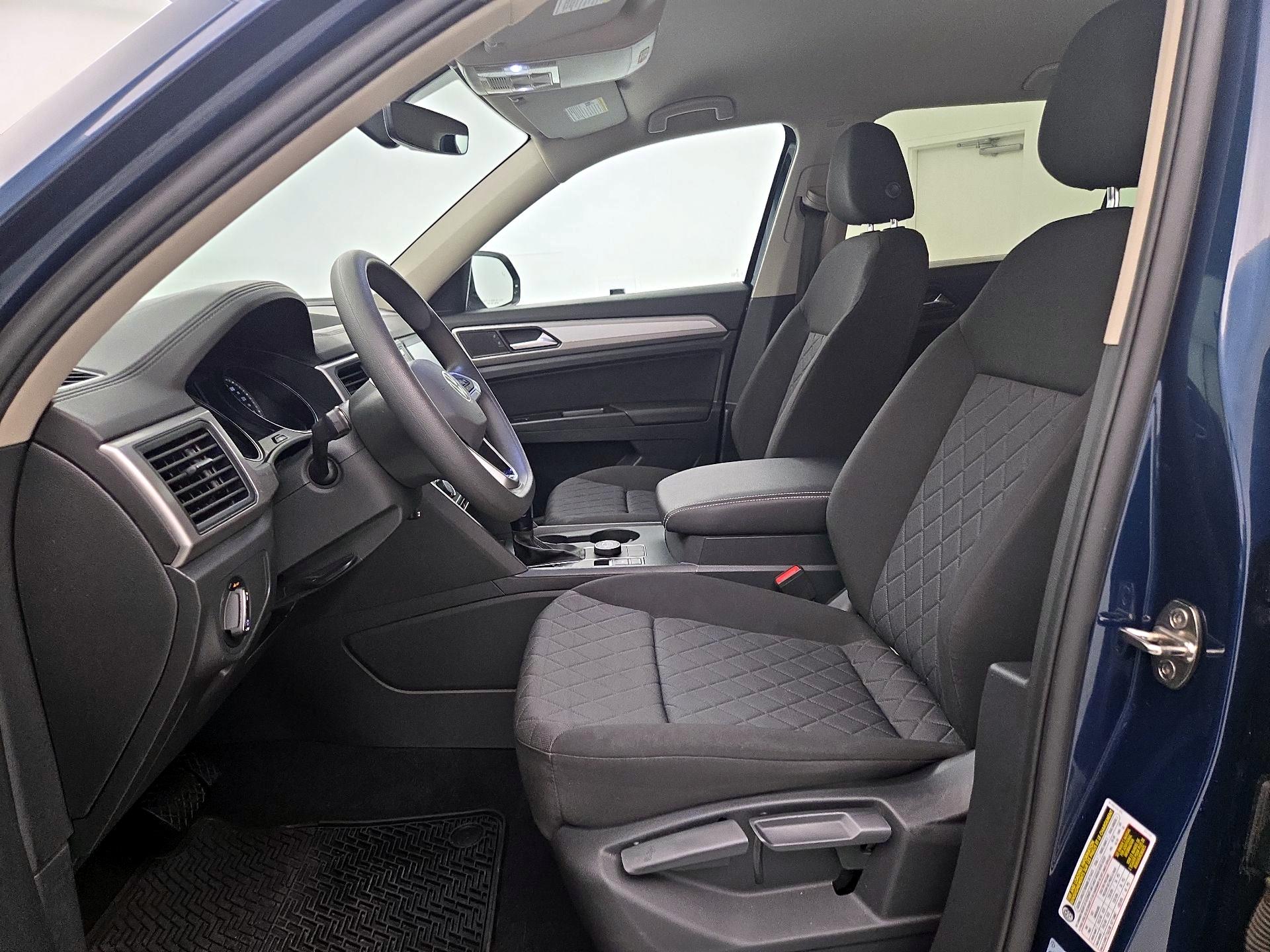 Thumbnail: 2021 Volkswagen Atlas - 11