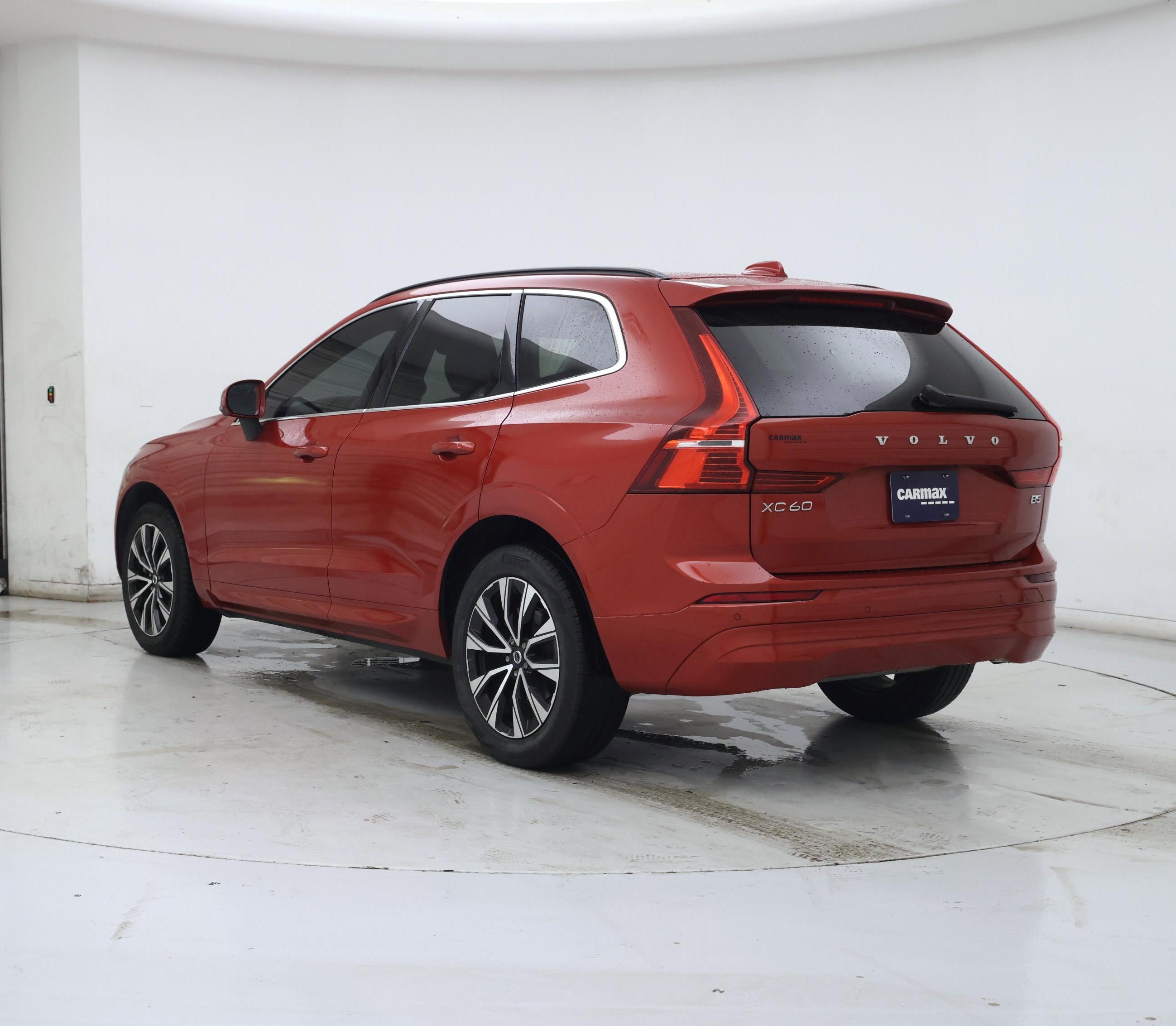 Thumbnail: 2023 Volvo XC60 - 2