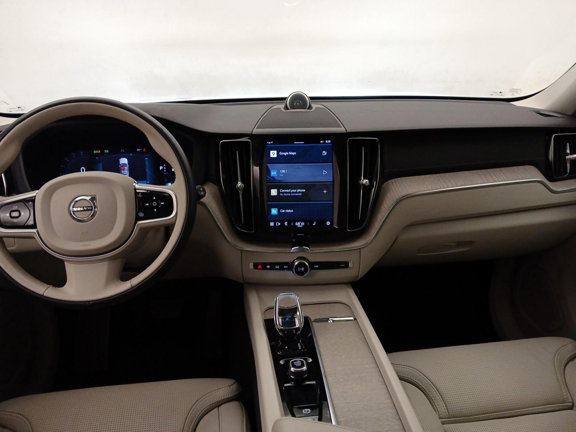 Thumbnail: 2023 Volvo XC60 - 9