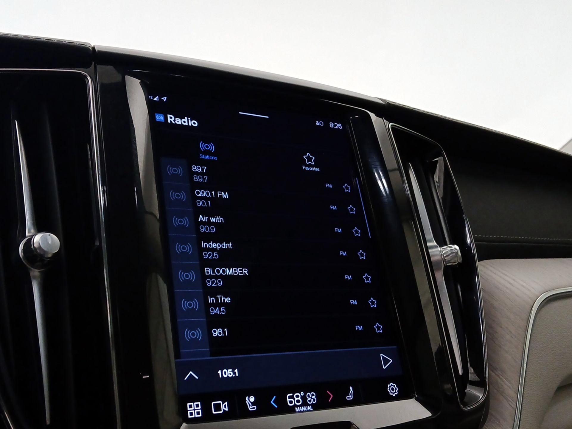 Thumbnail: 2023 Volvo XC60 - 15