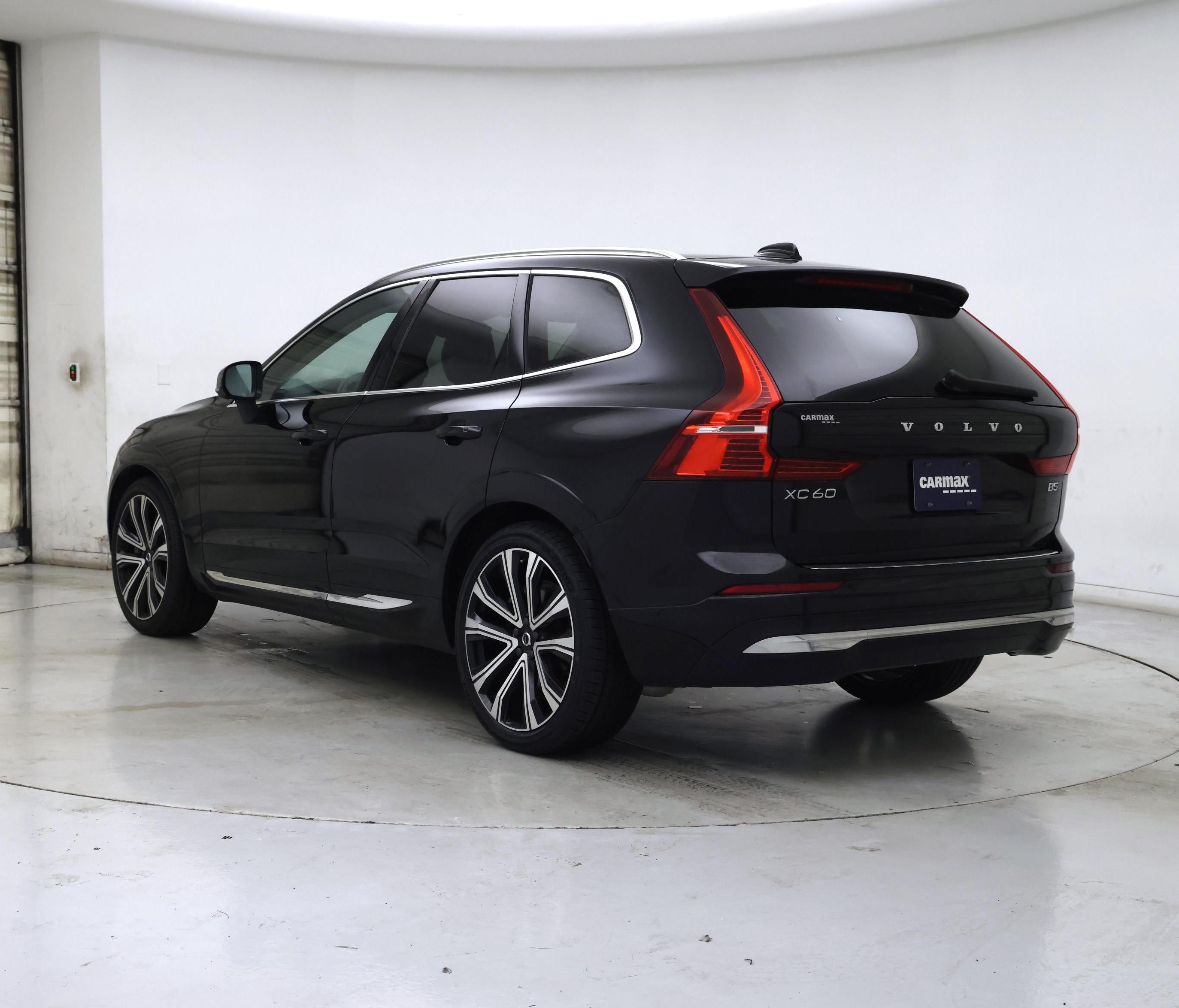 Thumbnail: 2023 Volvo XC60 - 2