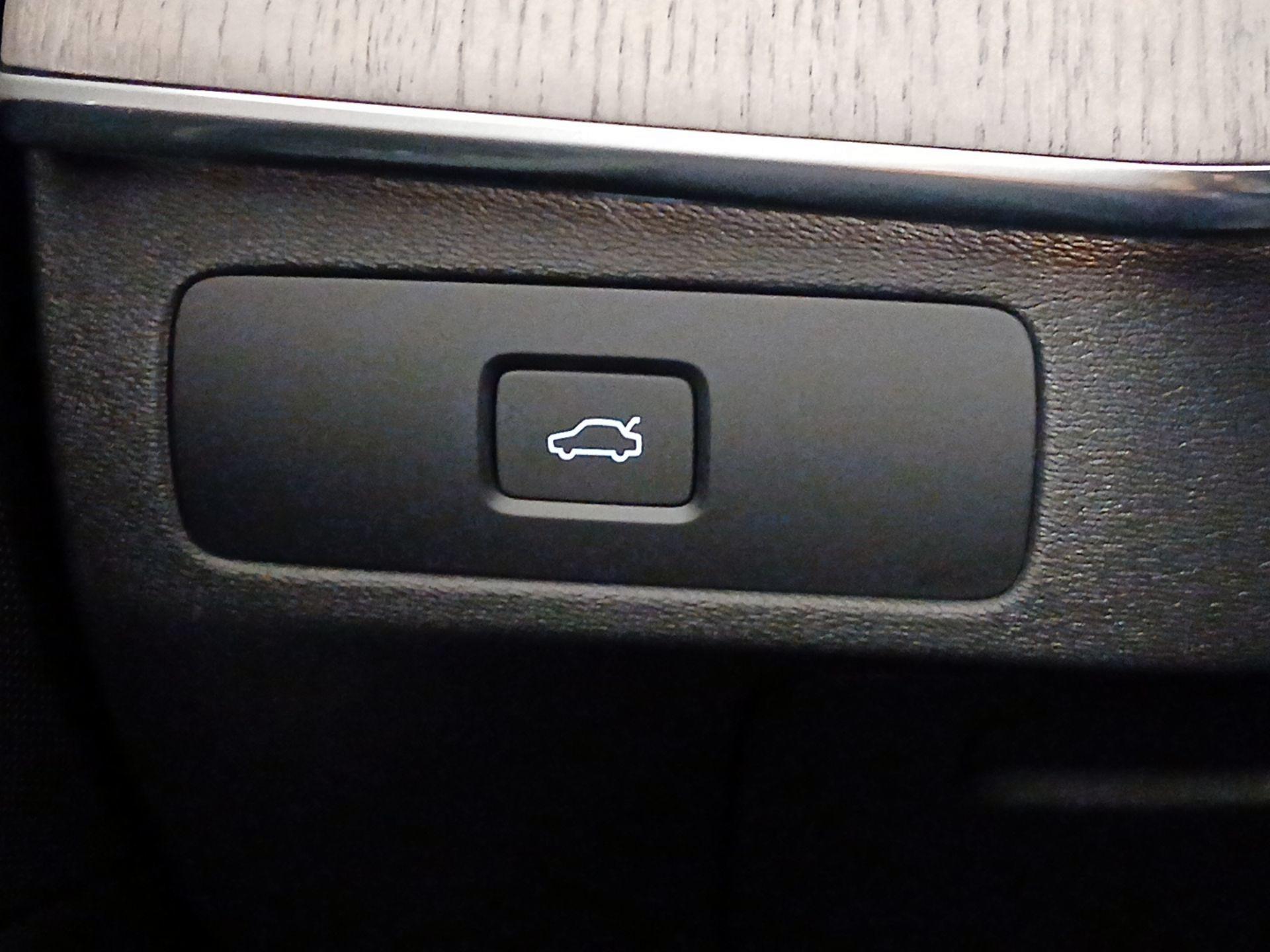 Thumbnail: 2024 Volvo XC90 - 13