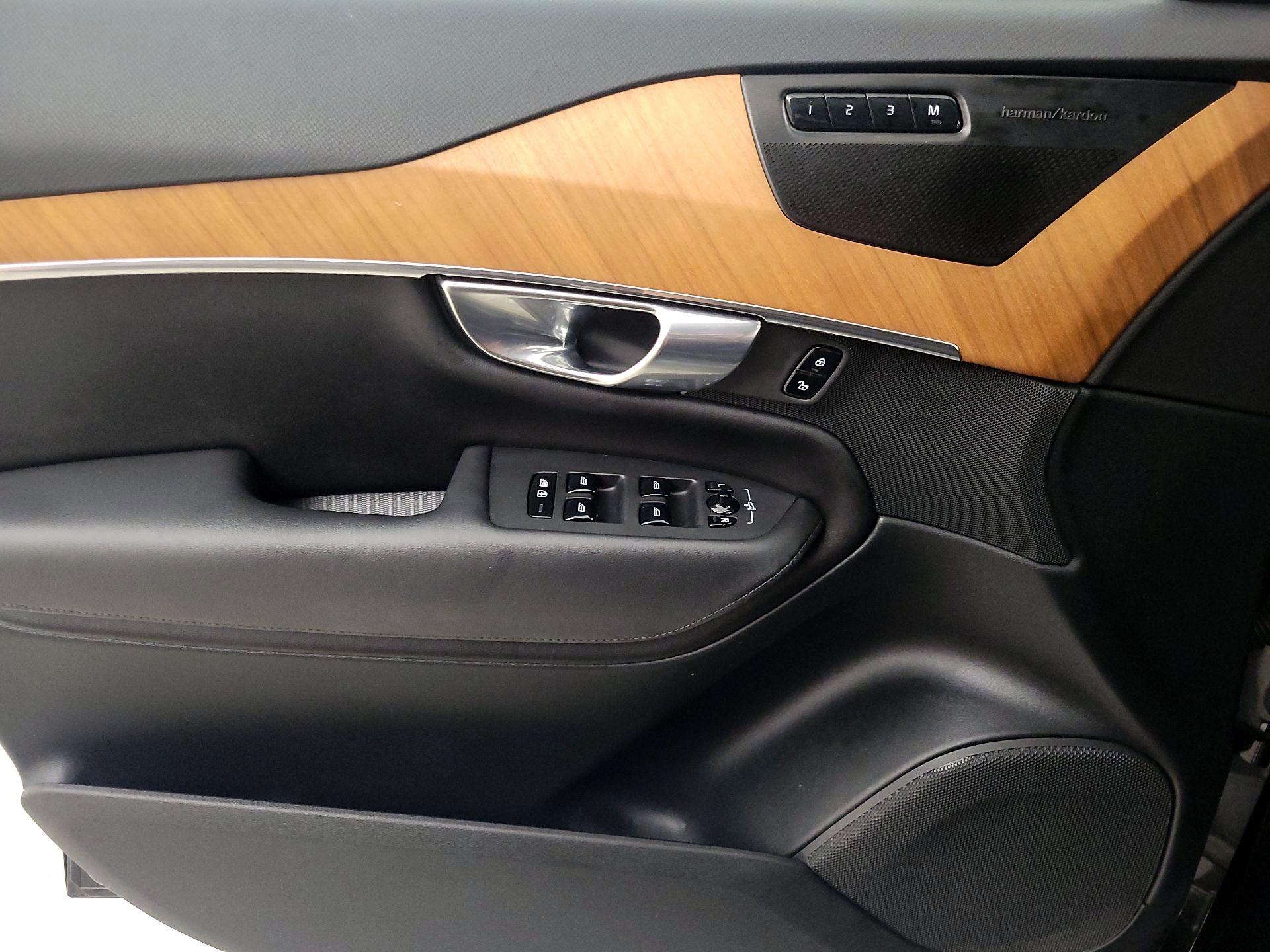 Thumbnail: 2023 Volvo XC90 - 12