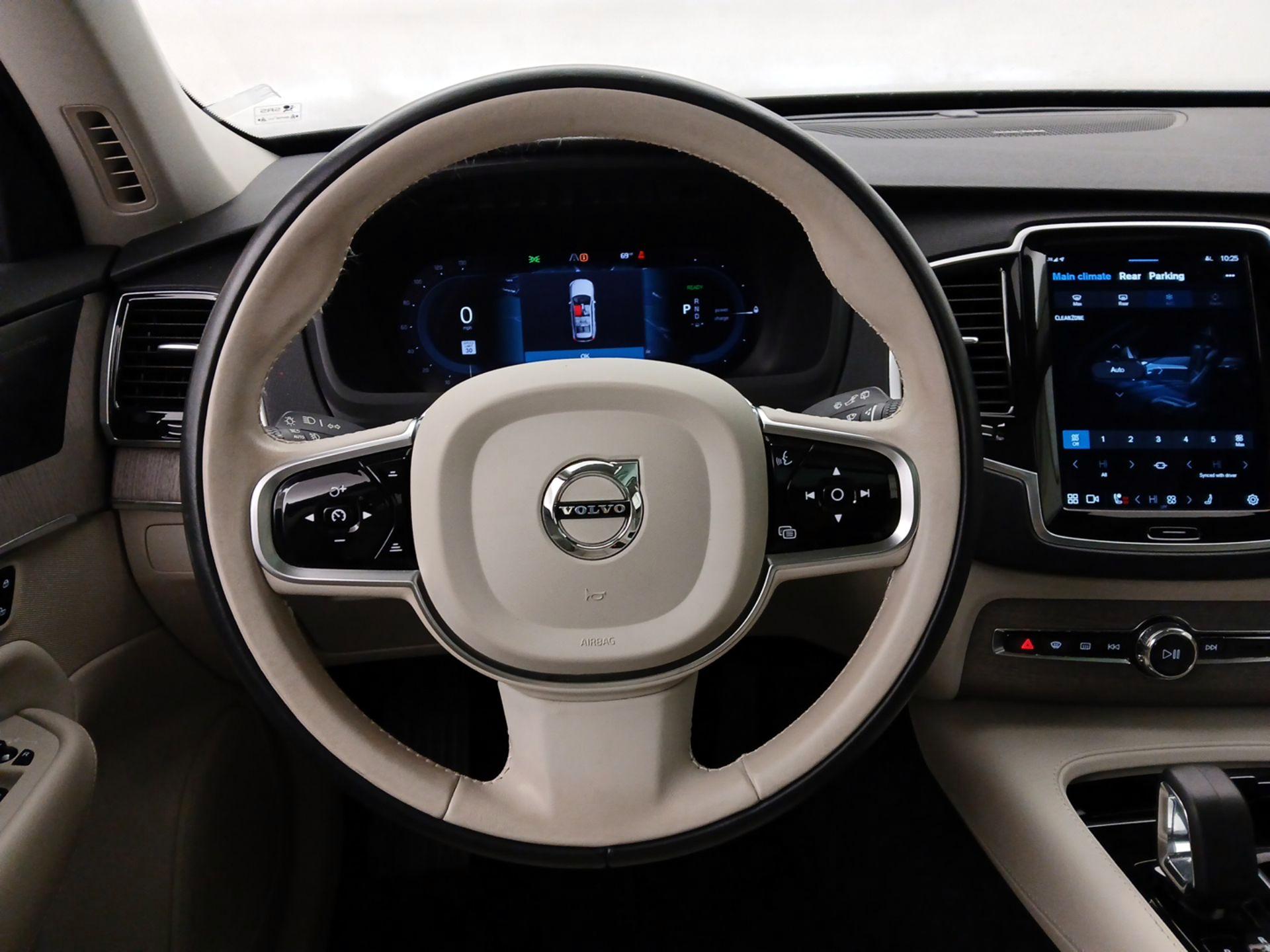 Thumbnail: 2024 Volvo XC90 - 10