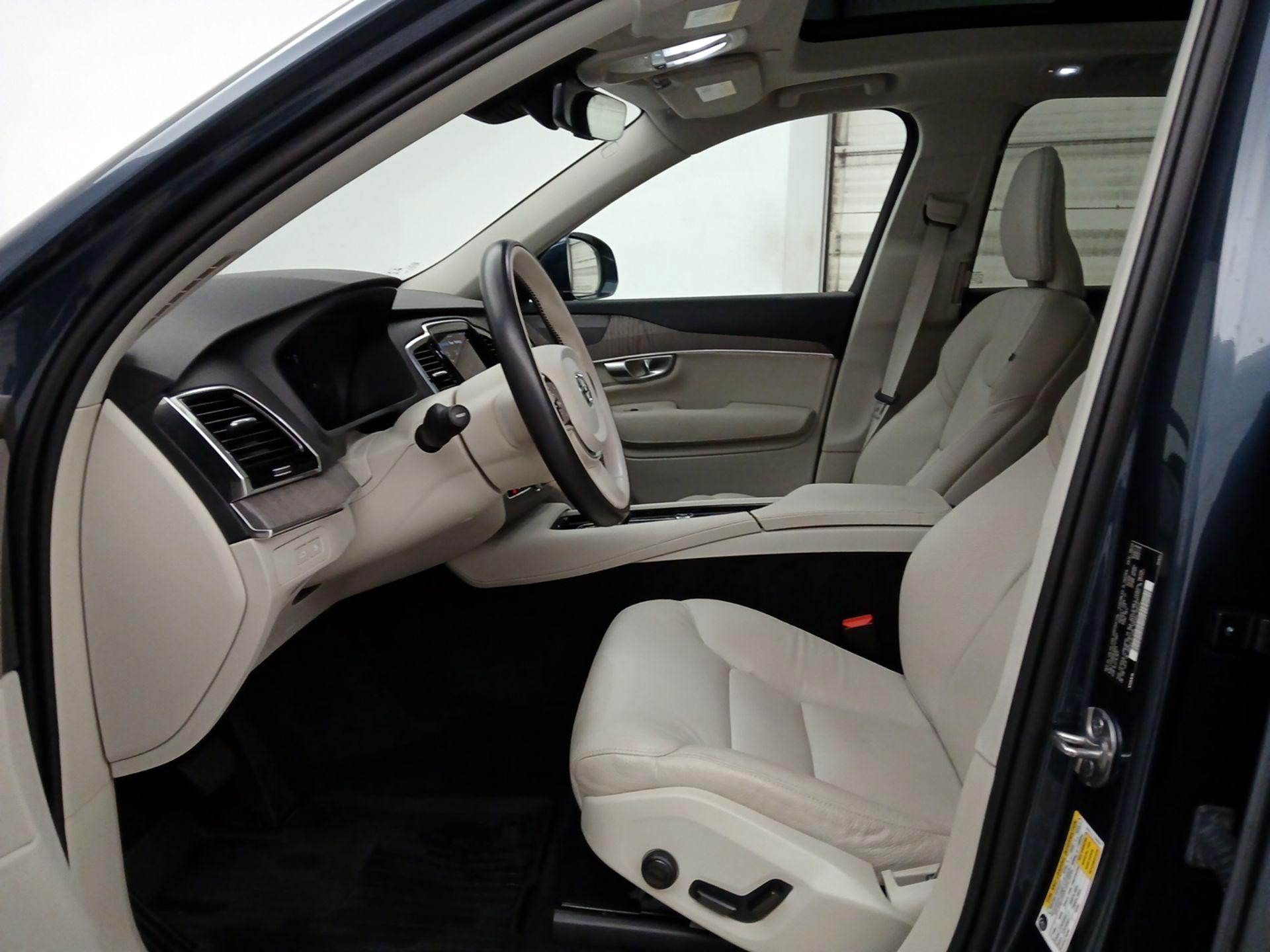 Thumbnail: 2024 Volvo XC90 - 11