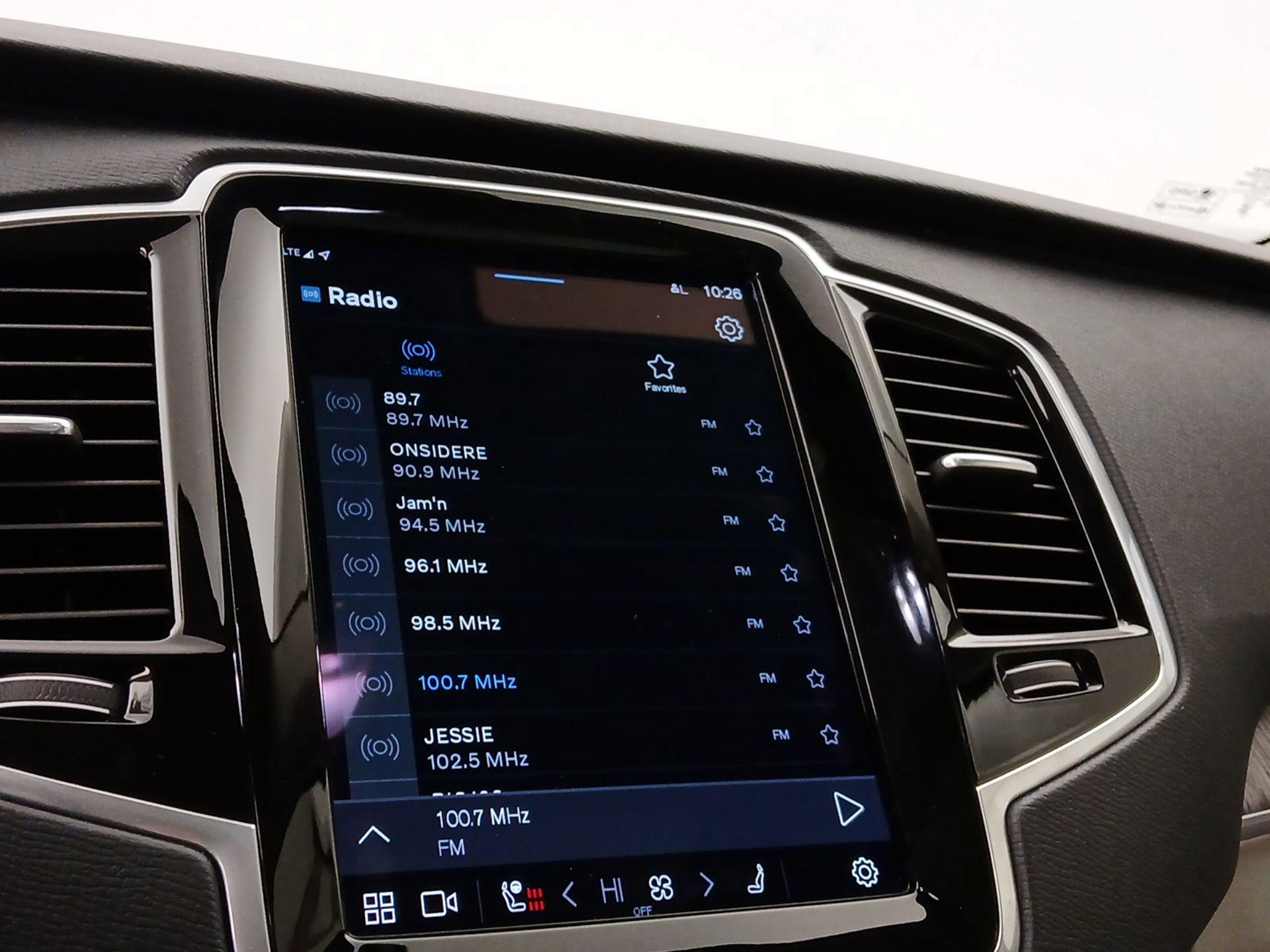 Thumbnail: 2024 Volvo XC90 - 15