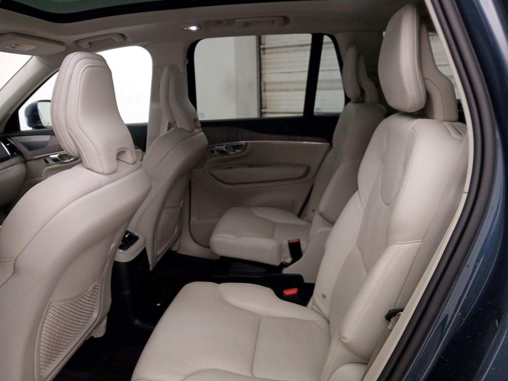 Thumbnail: 2024 Volvo XC90 - 20