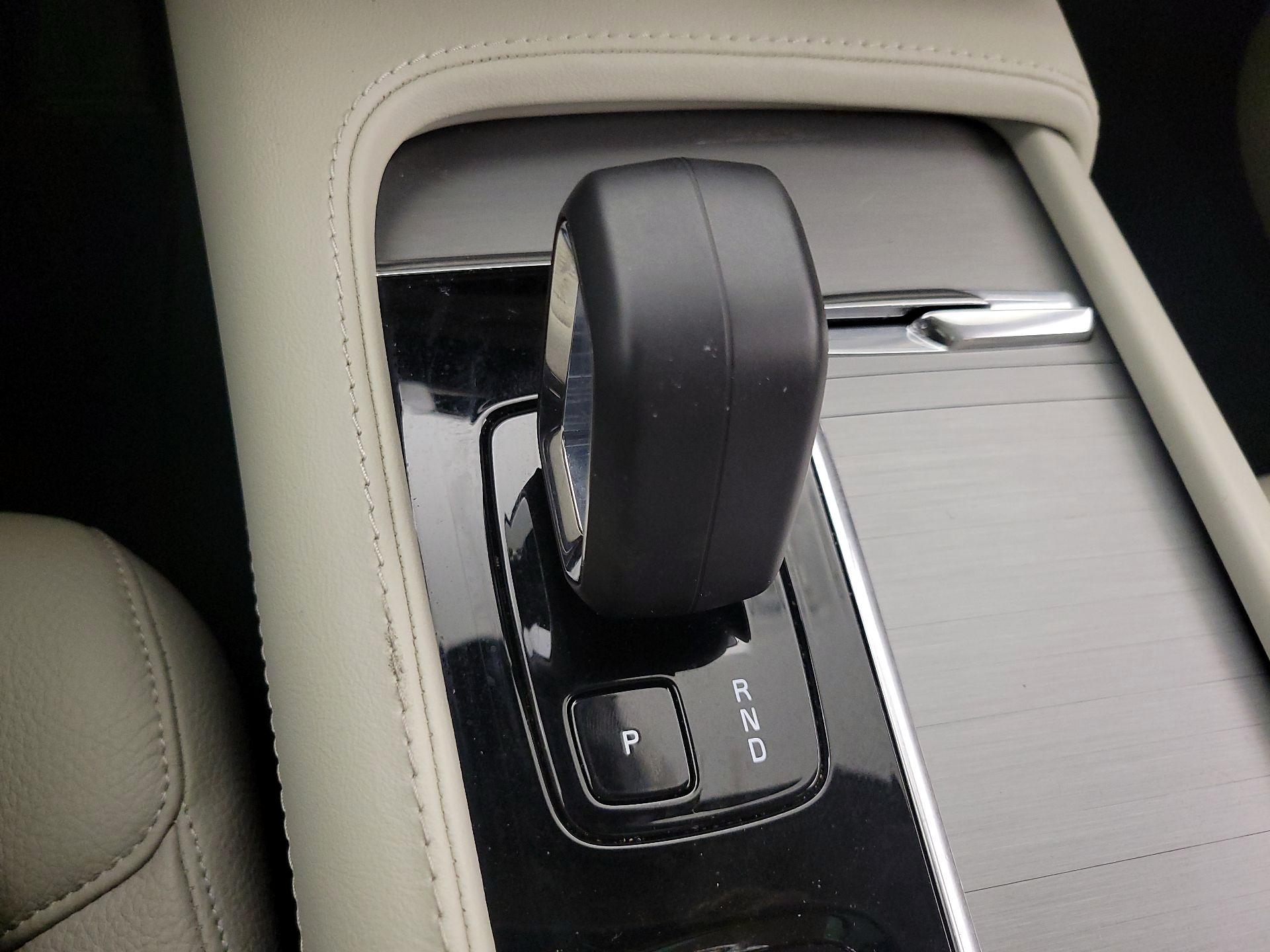 Thumbnail: 2023 Volvo XC90 - 18