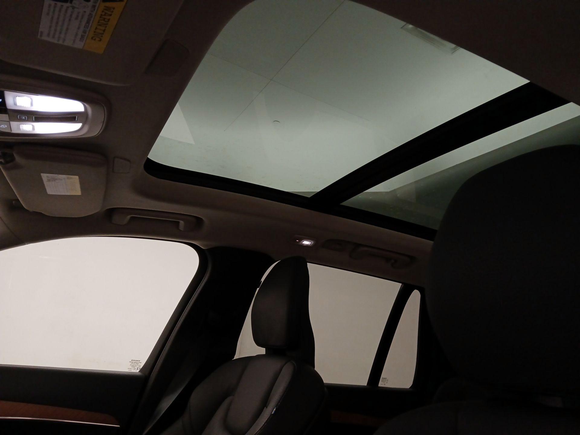 Thumbnail: 2024 Volvo XC90 - 17