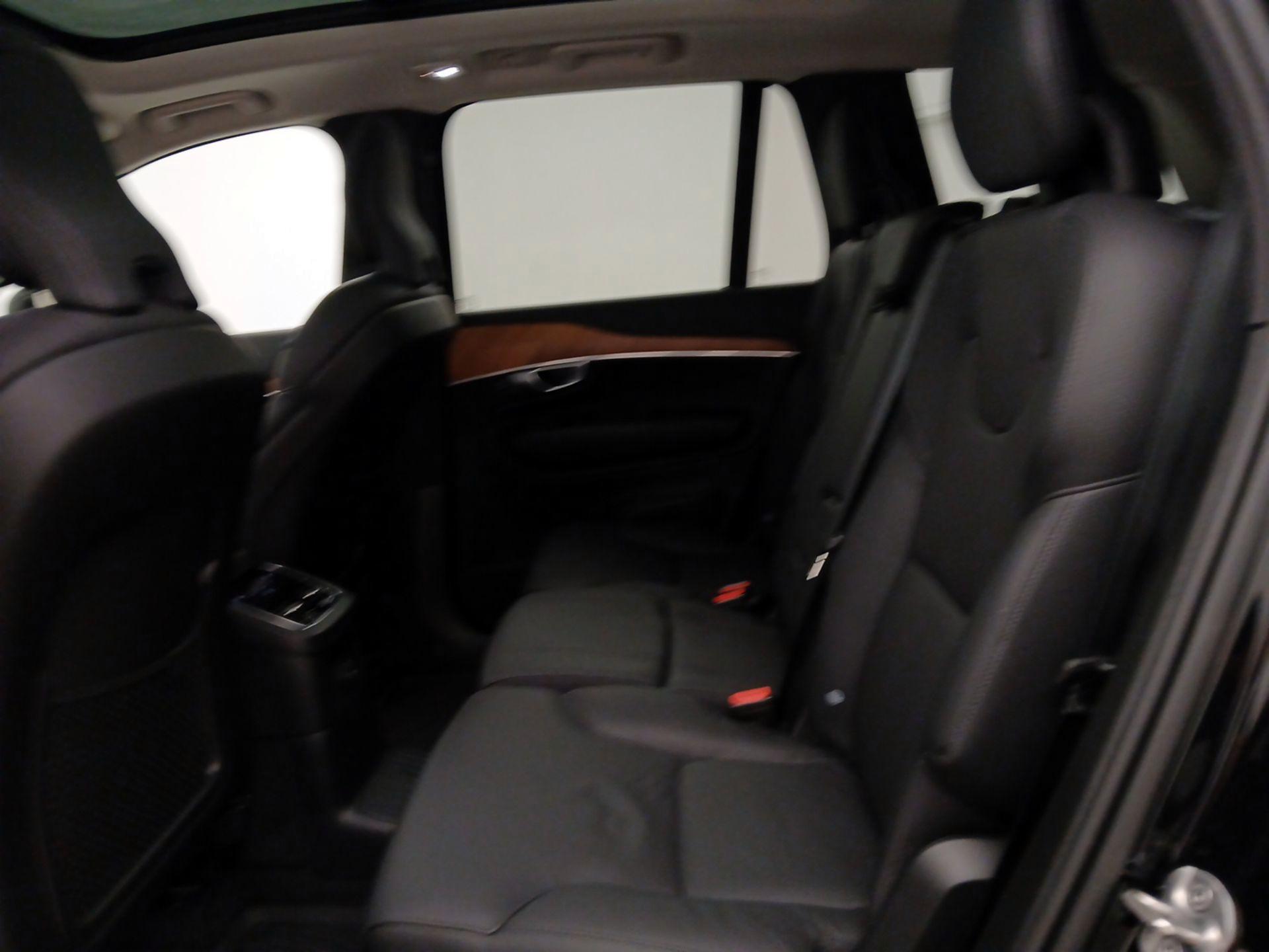 Thumbnail: 2024 Volvo XC90 - 18