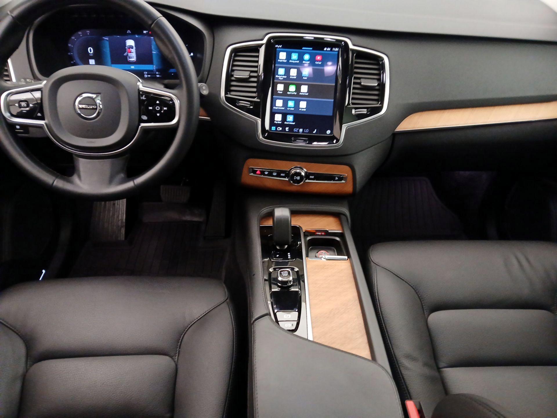 Thumbnail: 2024 Volvo XC90 - 8