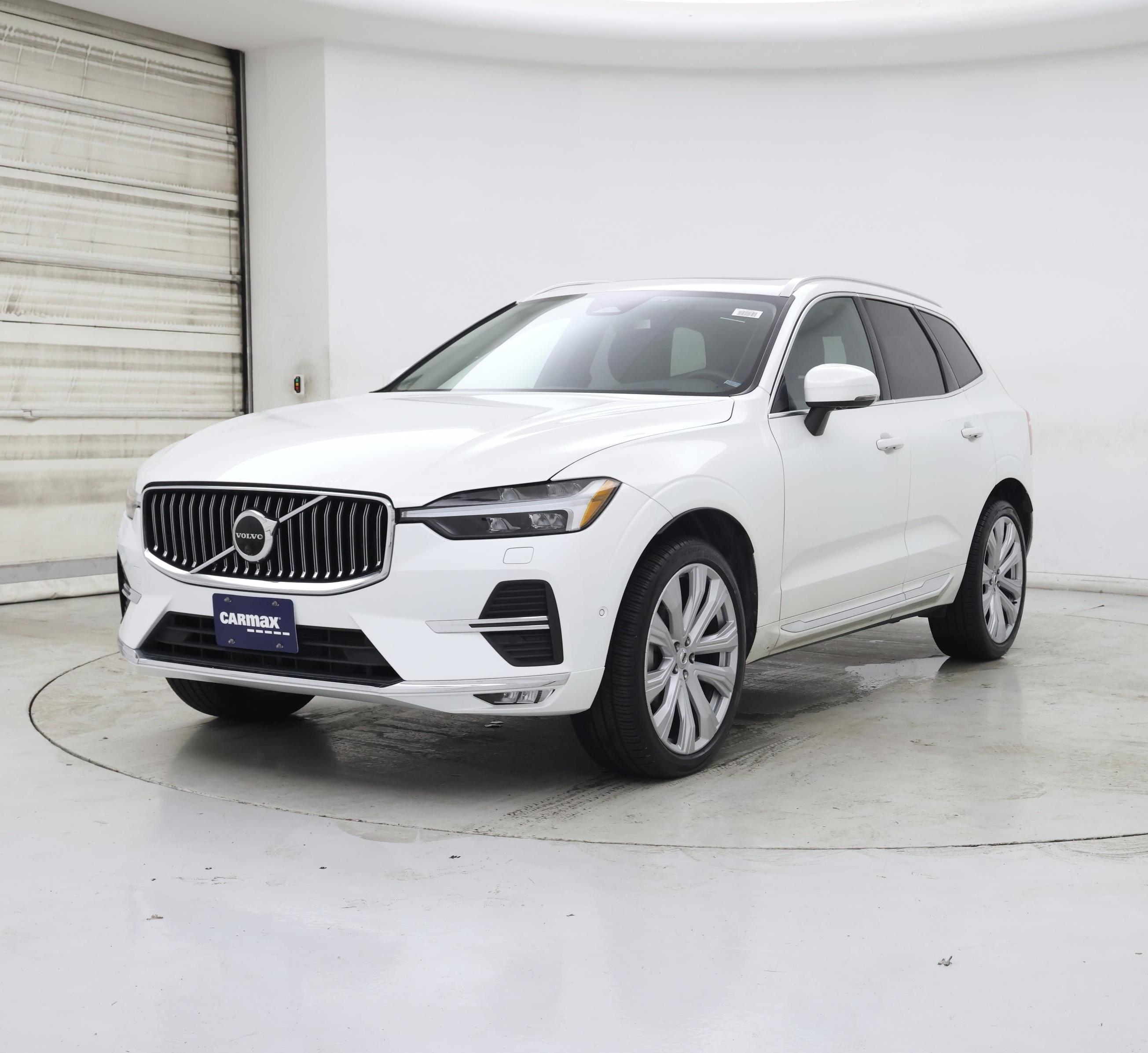 Thumbnail: 2023 Volvo XC60 - 4