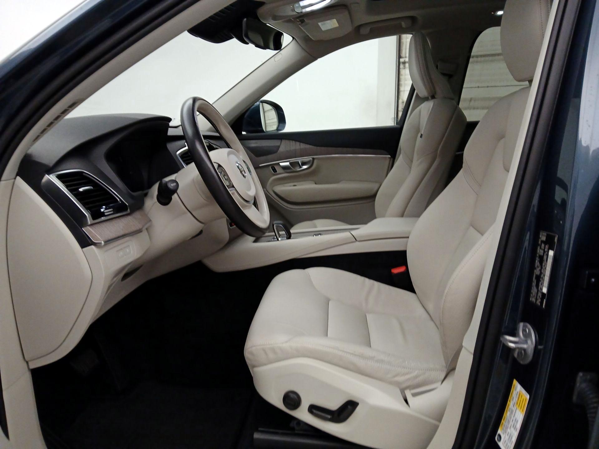 Thumbnail: 2024 Volvo XC90 - 11