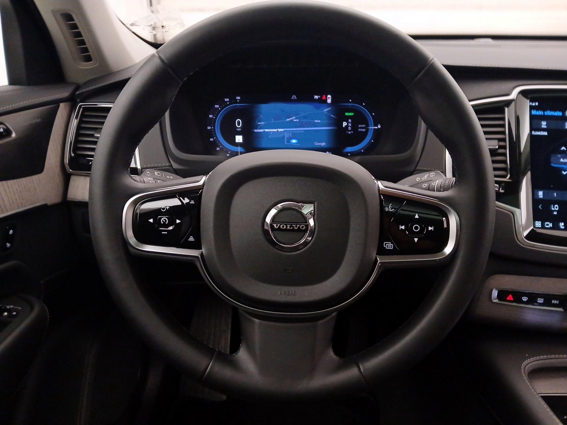 Thumbnail: 2024 Volvo XC90 - 10