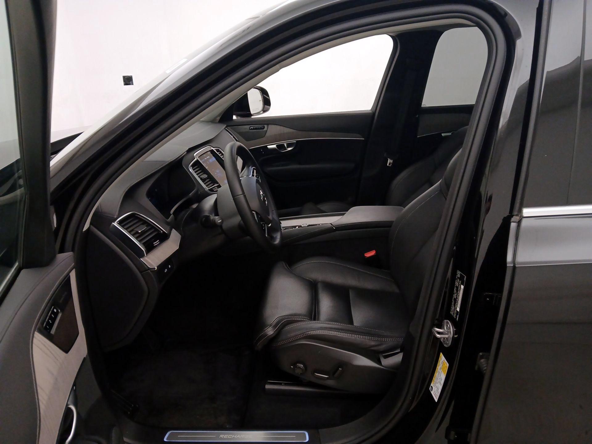 Thumbnail: 2024 Volvo XC90 - 11