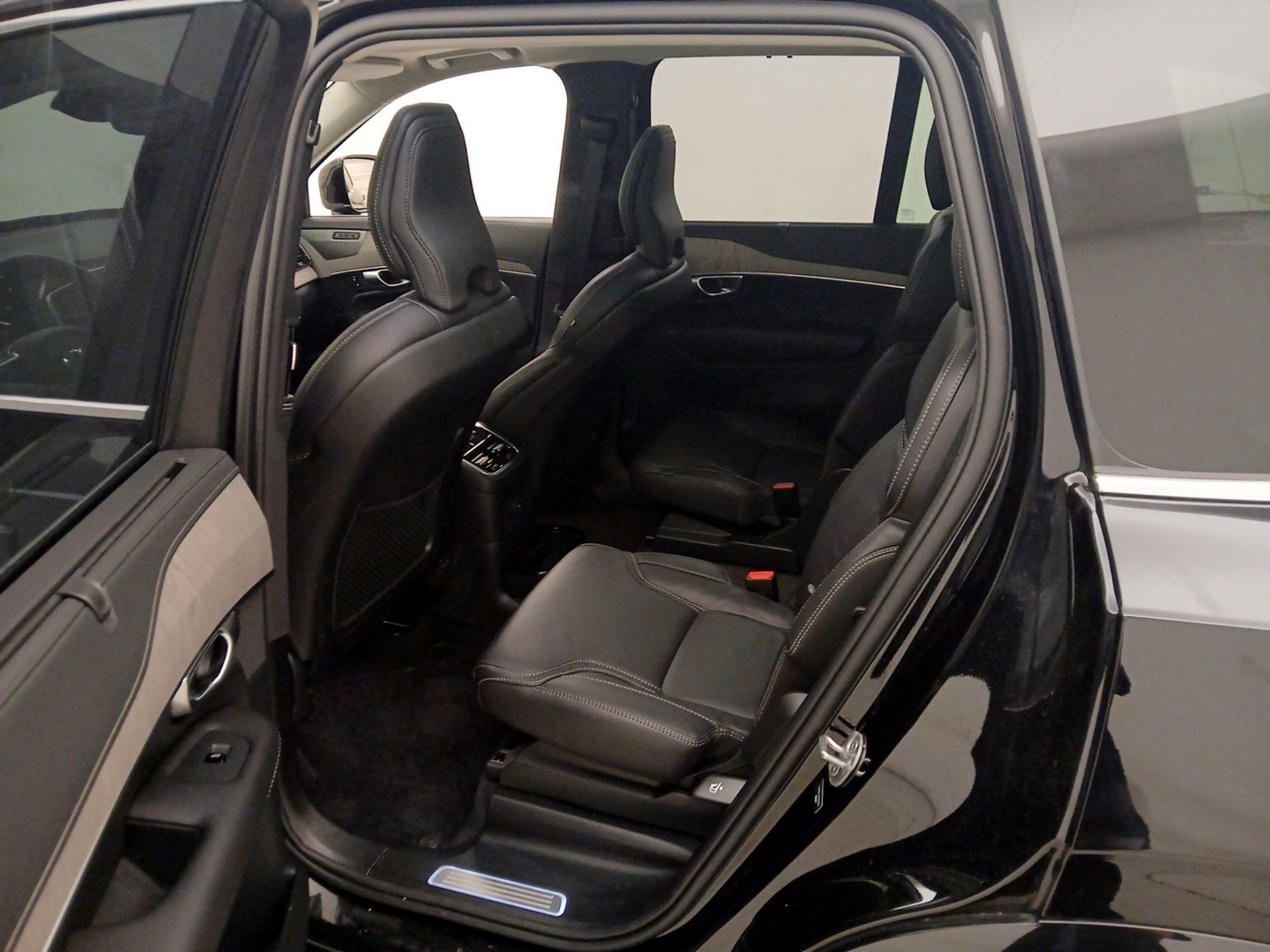 Thumbnail: 2024 Volvo XC90 - 20